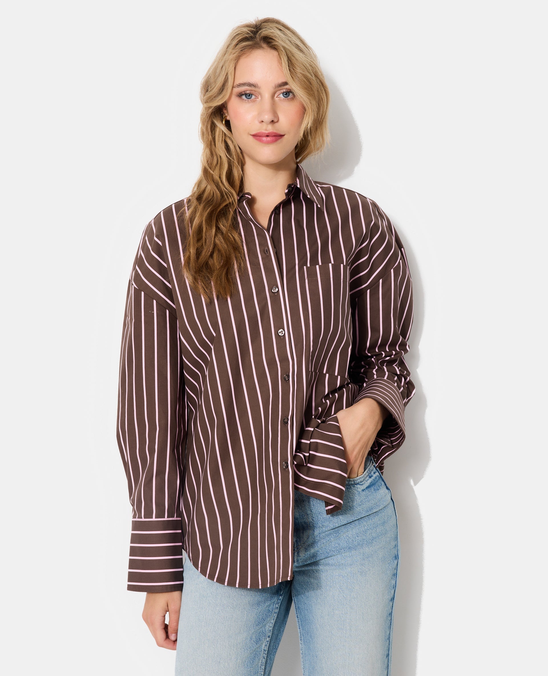 Chemise oversize avec poche motif rayures