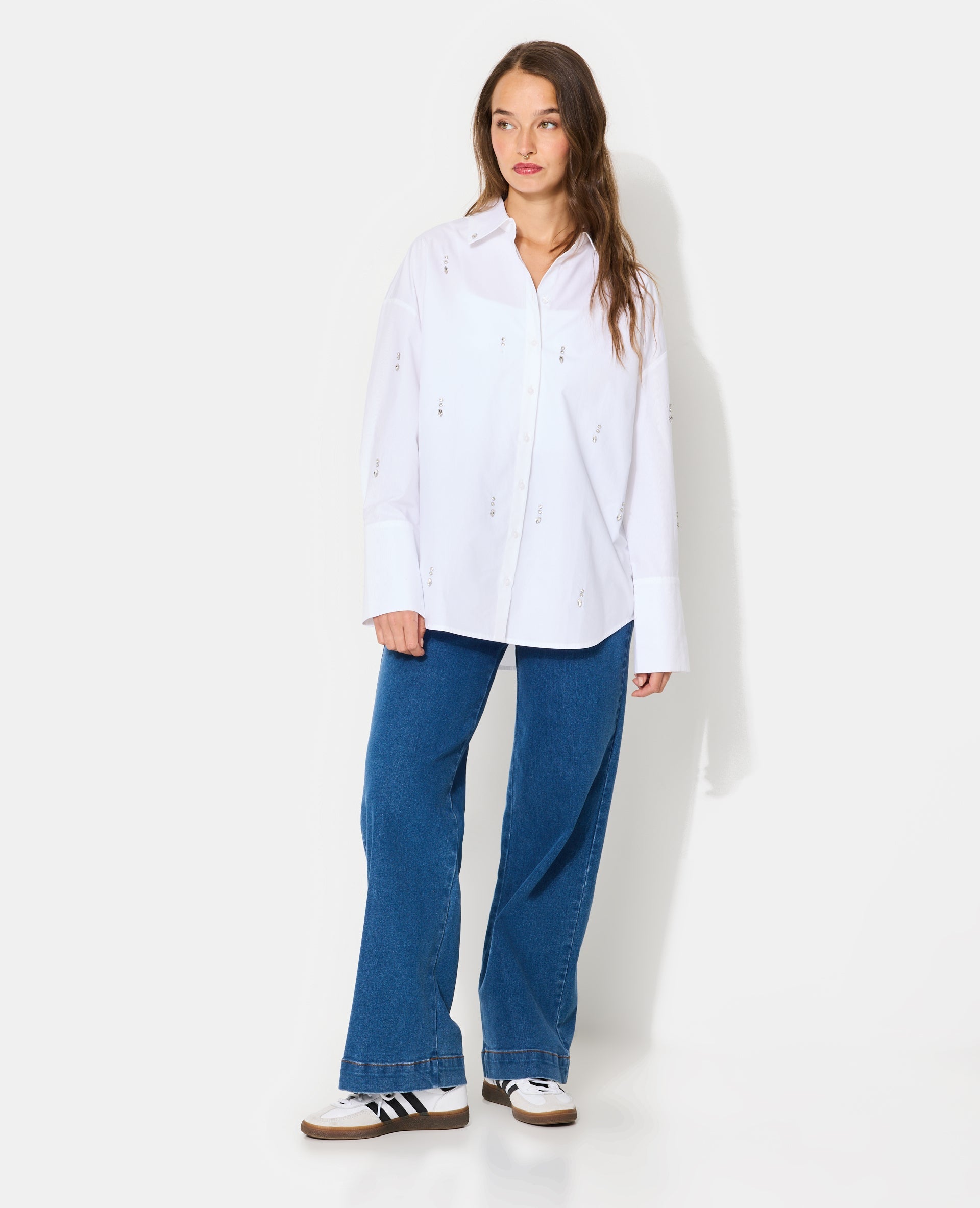 Chemise oversize avec strass devant
