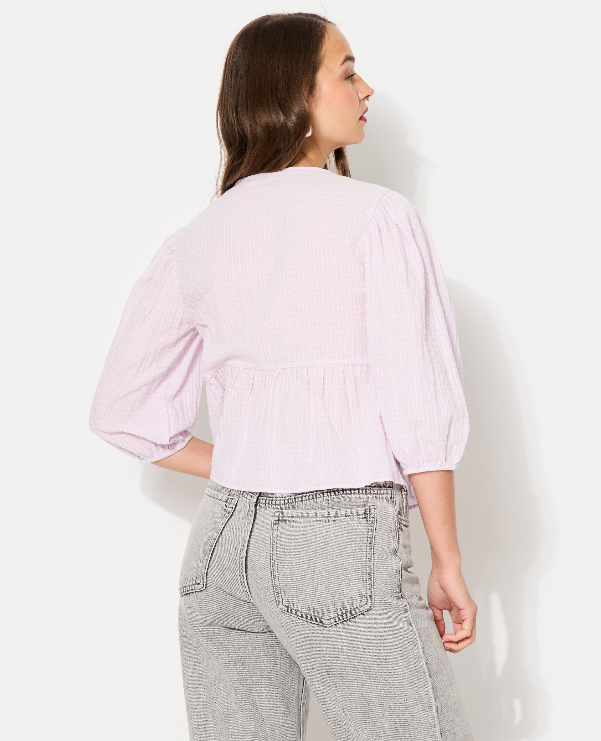 Blouse rayée avec nouettes et manches ballons