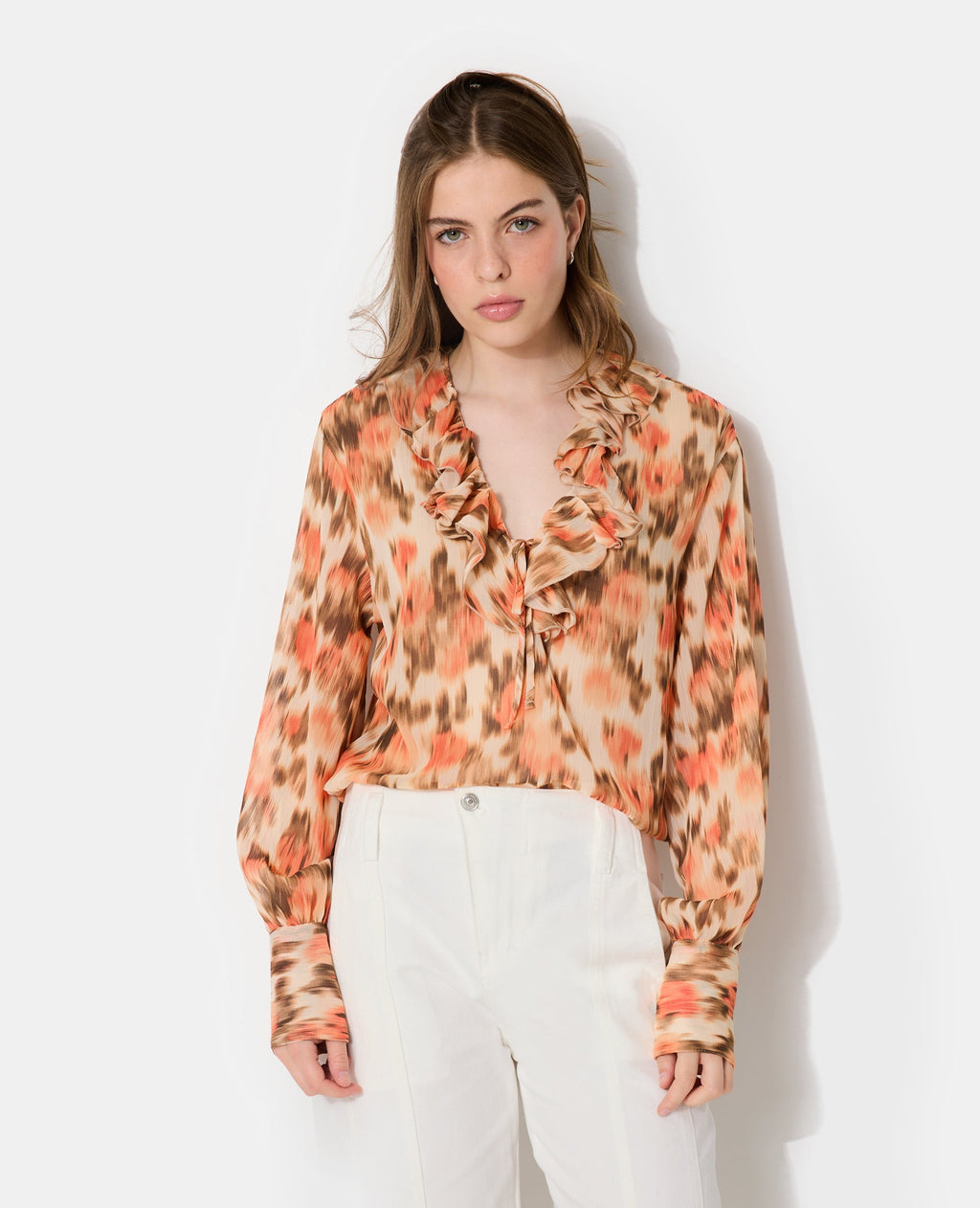 Blouse en voile avec motifs fleurs floues
