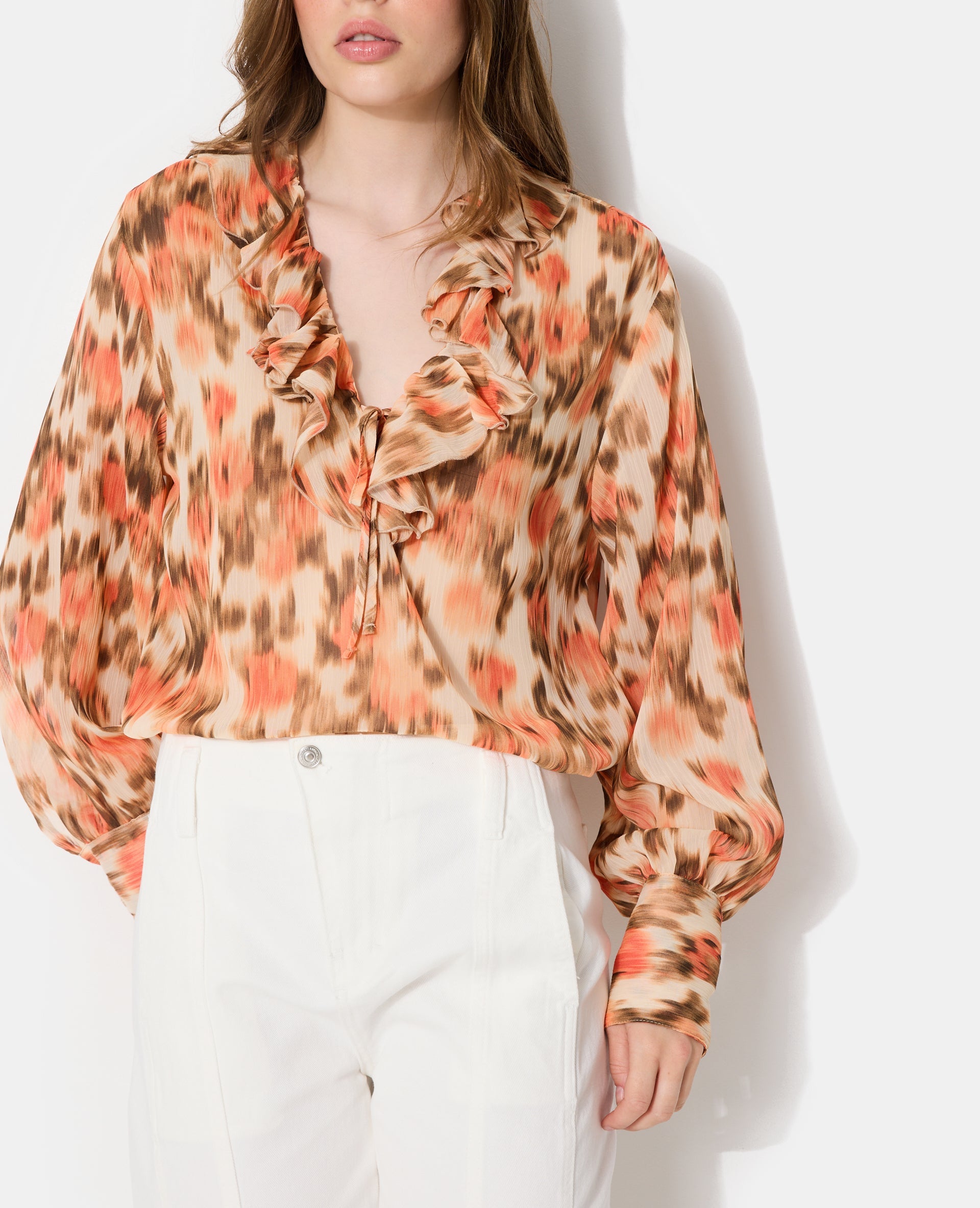 Blouse en voile avec motifs fleurs floues