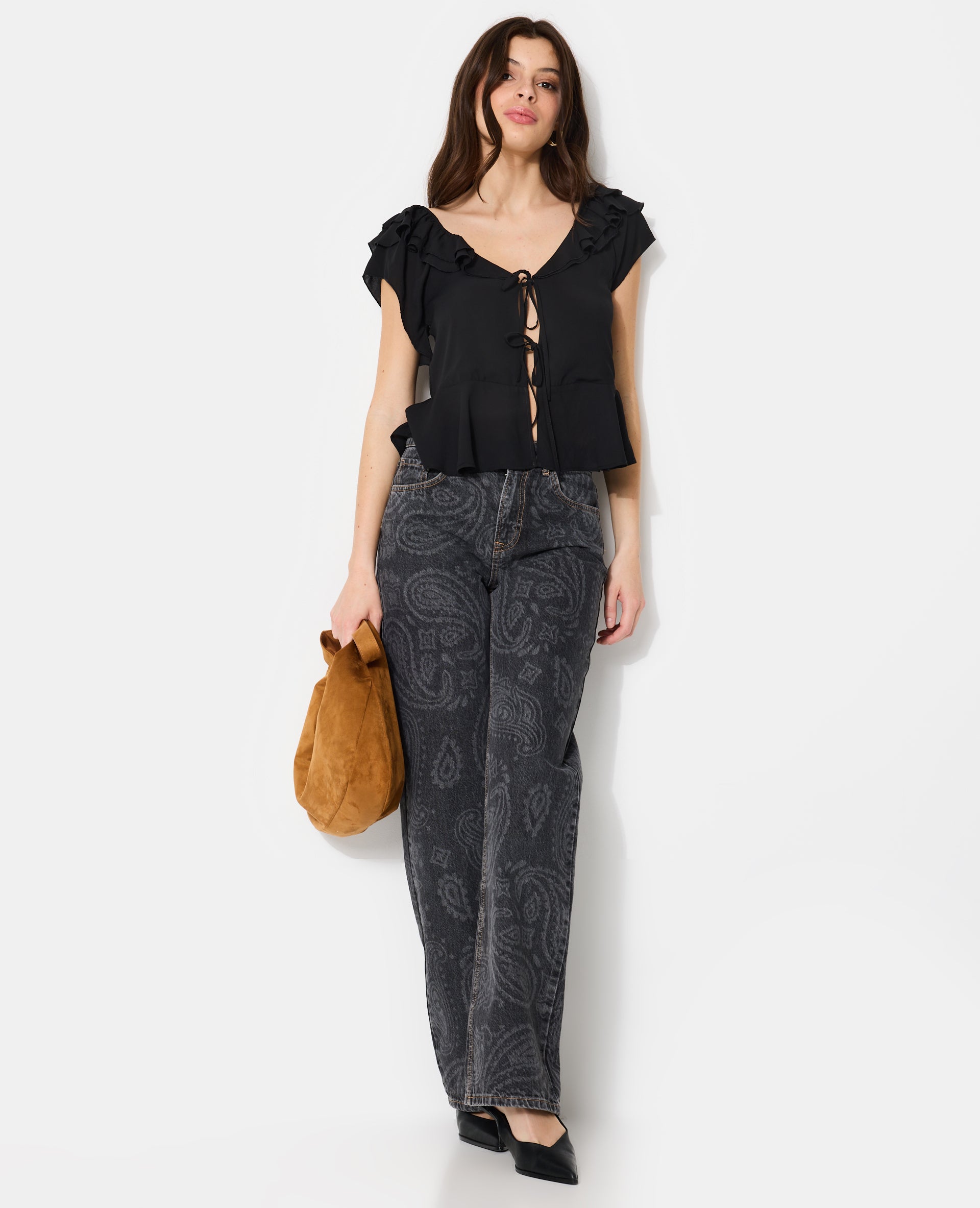 Blouse en voile avec volants et nouettes