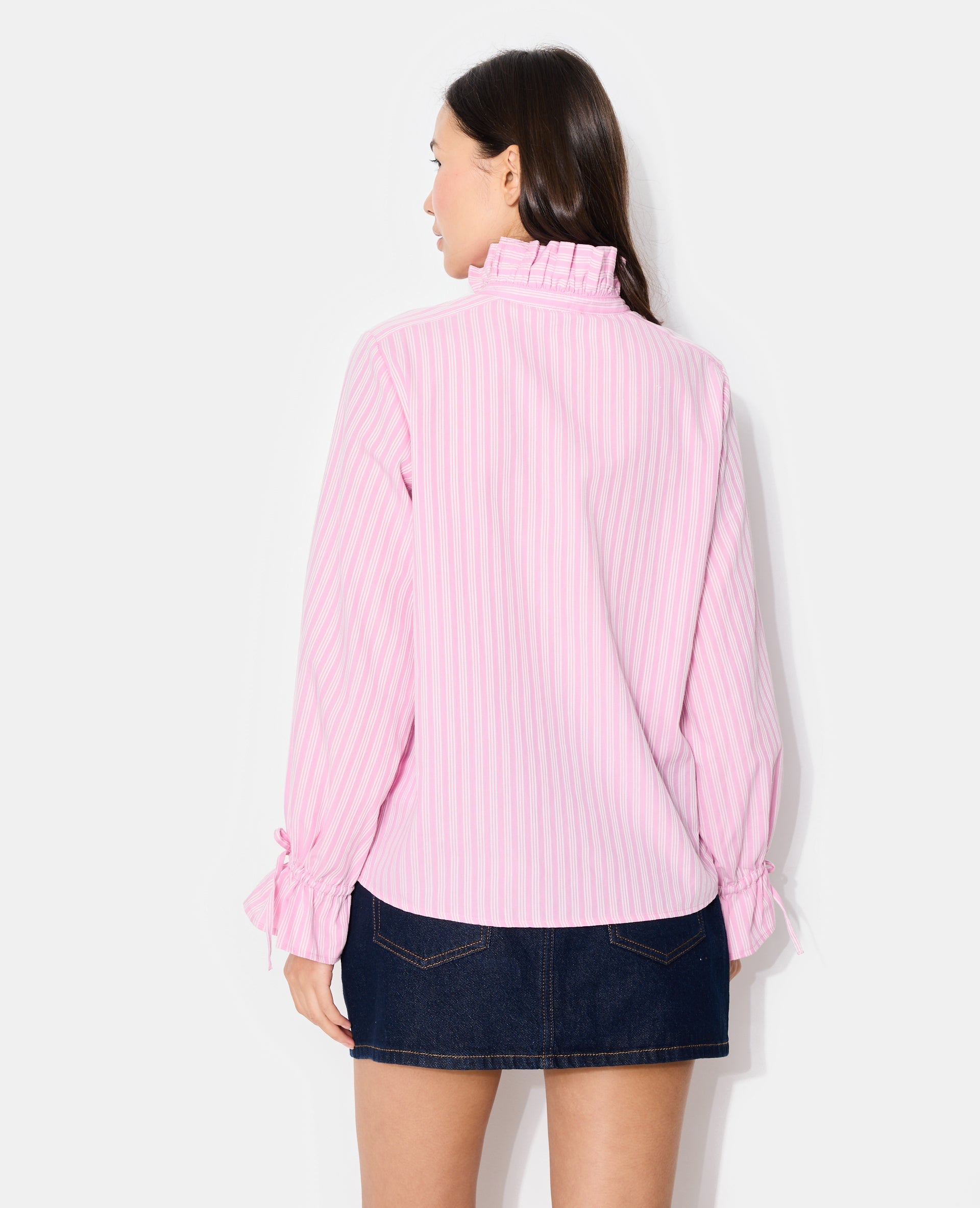 Chemise rayée avec col et manches volantés