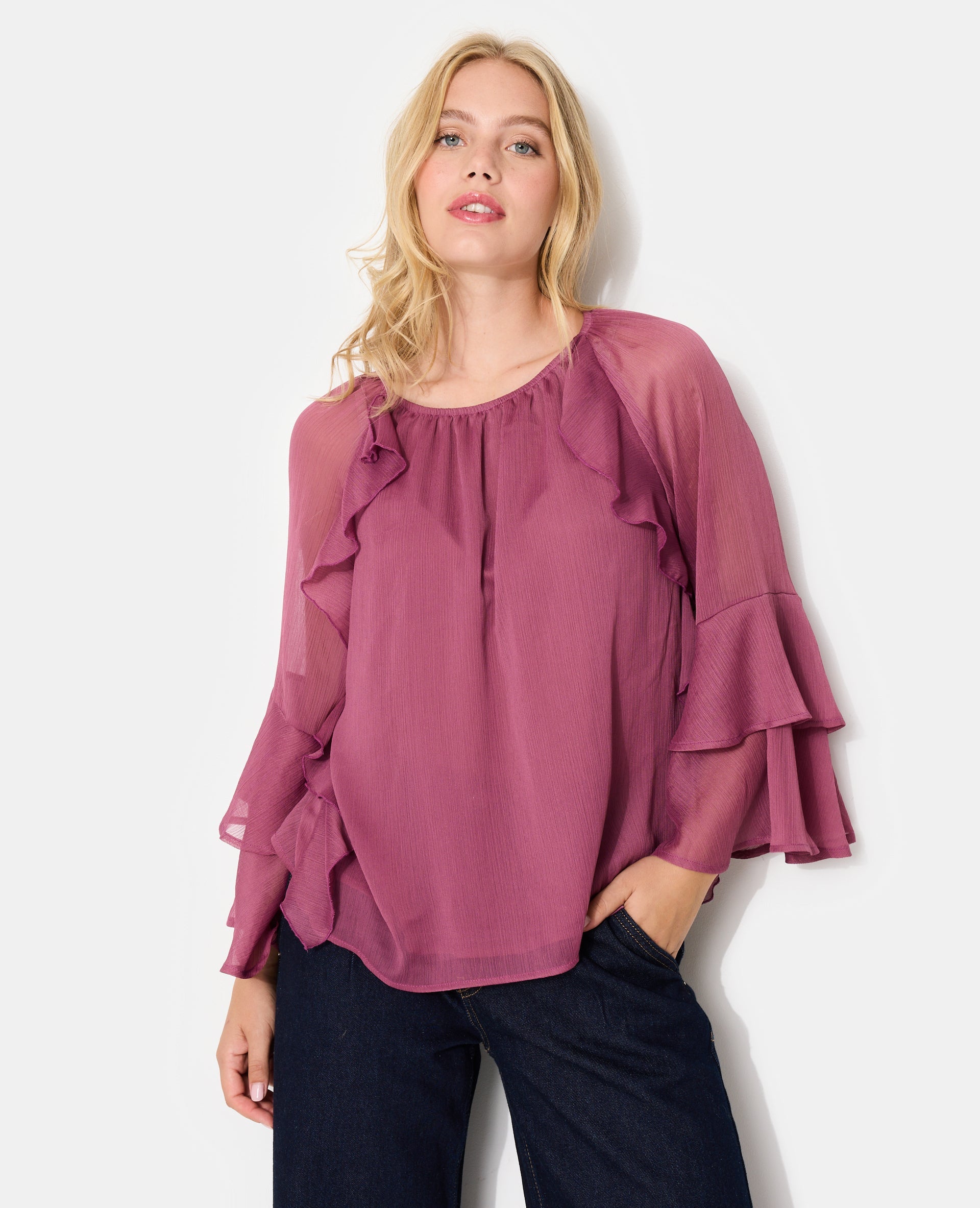 Blouse encolure Bardot en voile avec volants