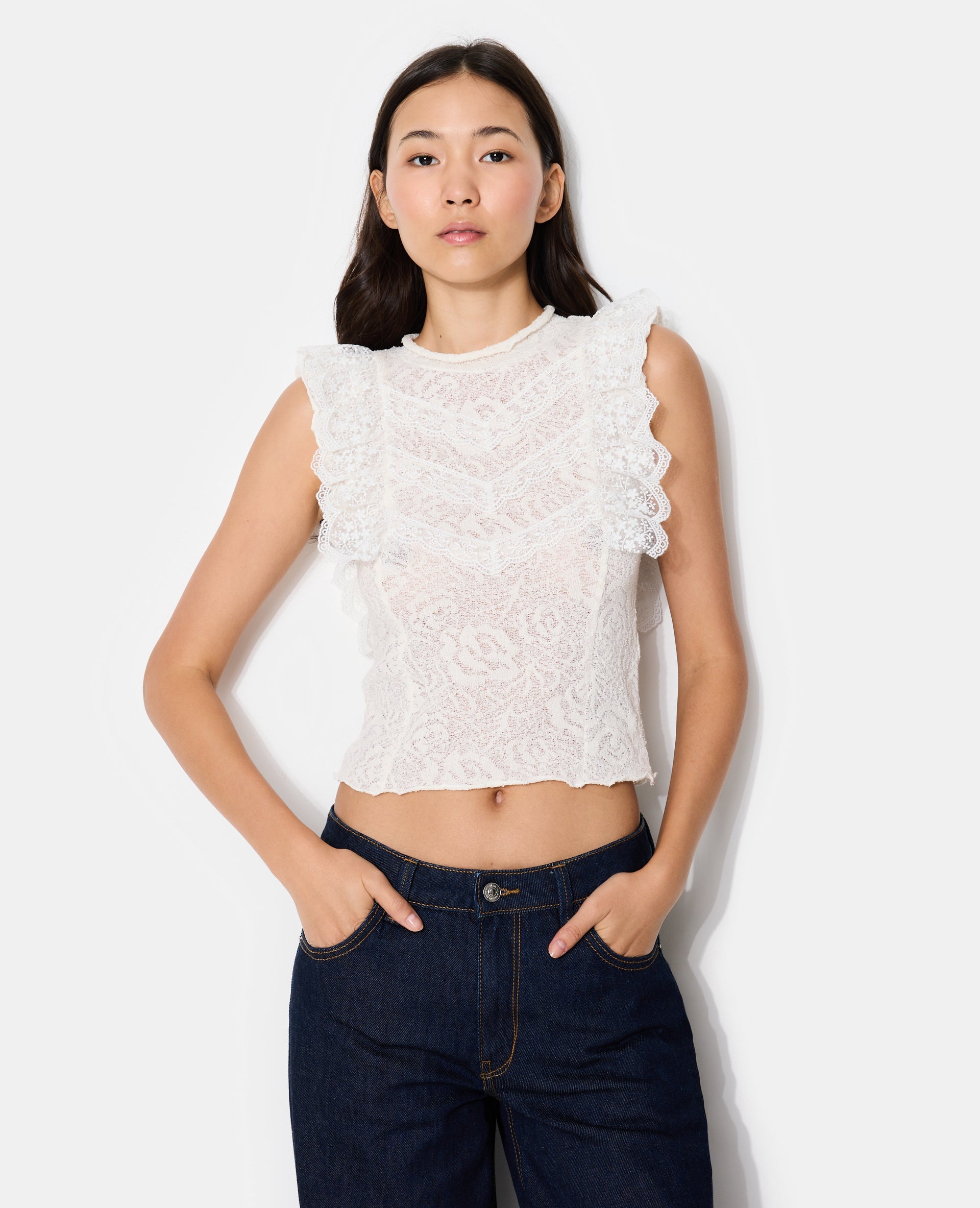 Top en maille ajourée avec dentelle