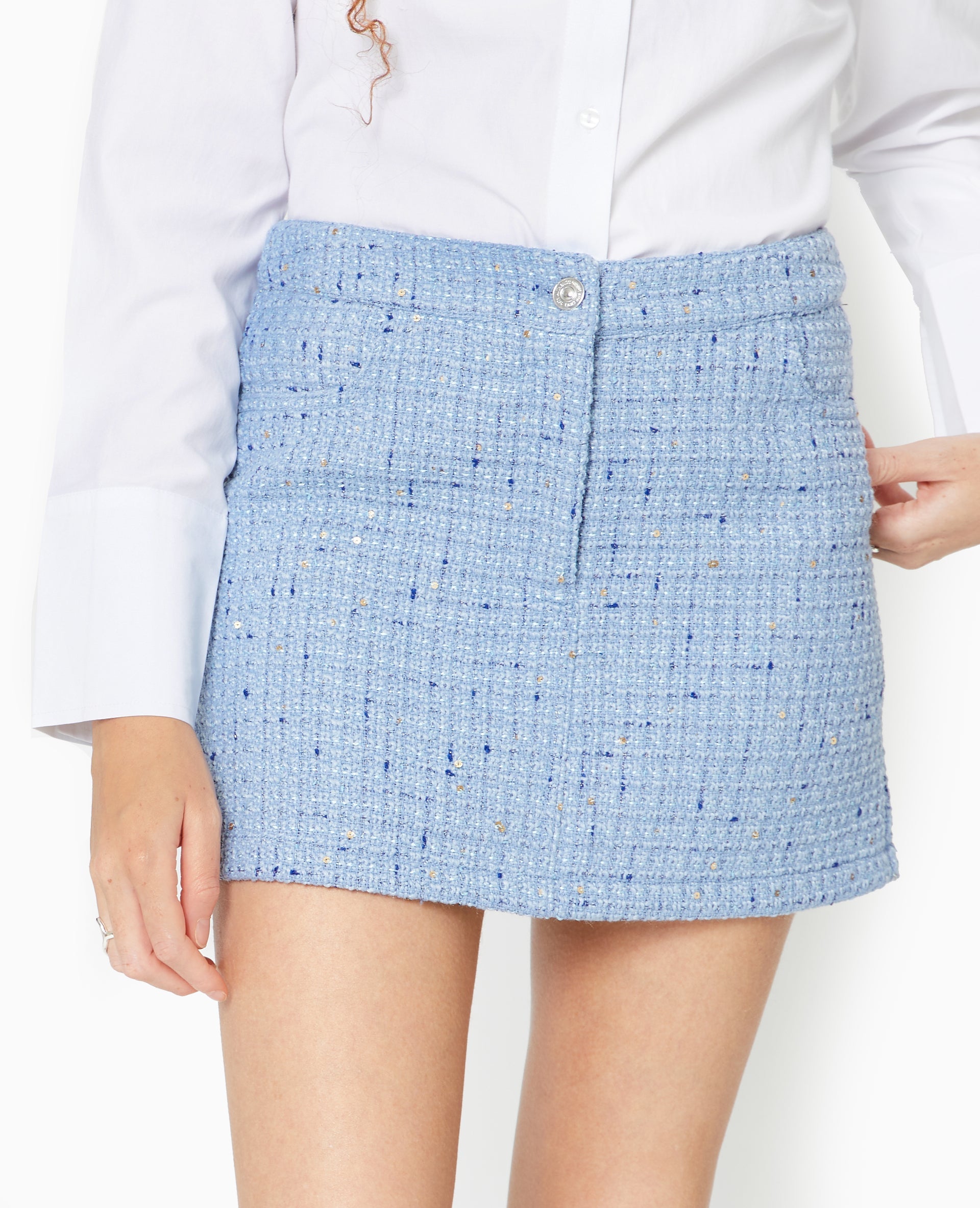 Jupe courte en tweed avec sequins