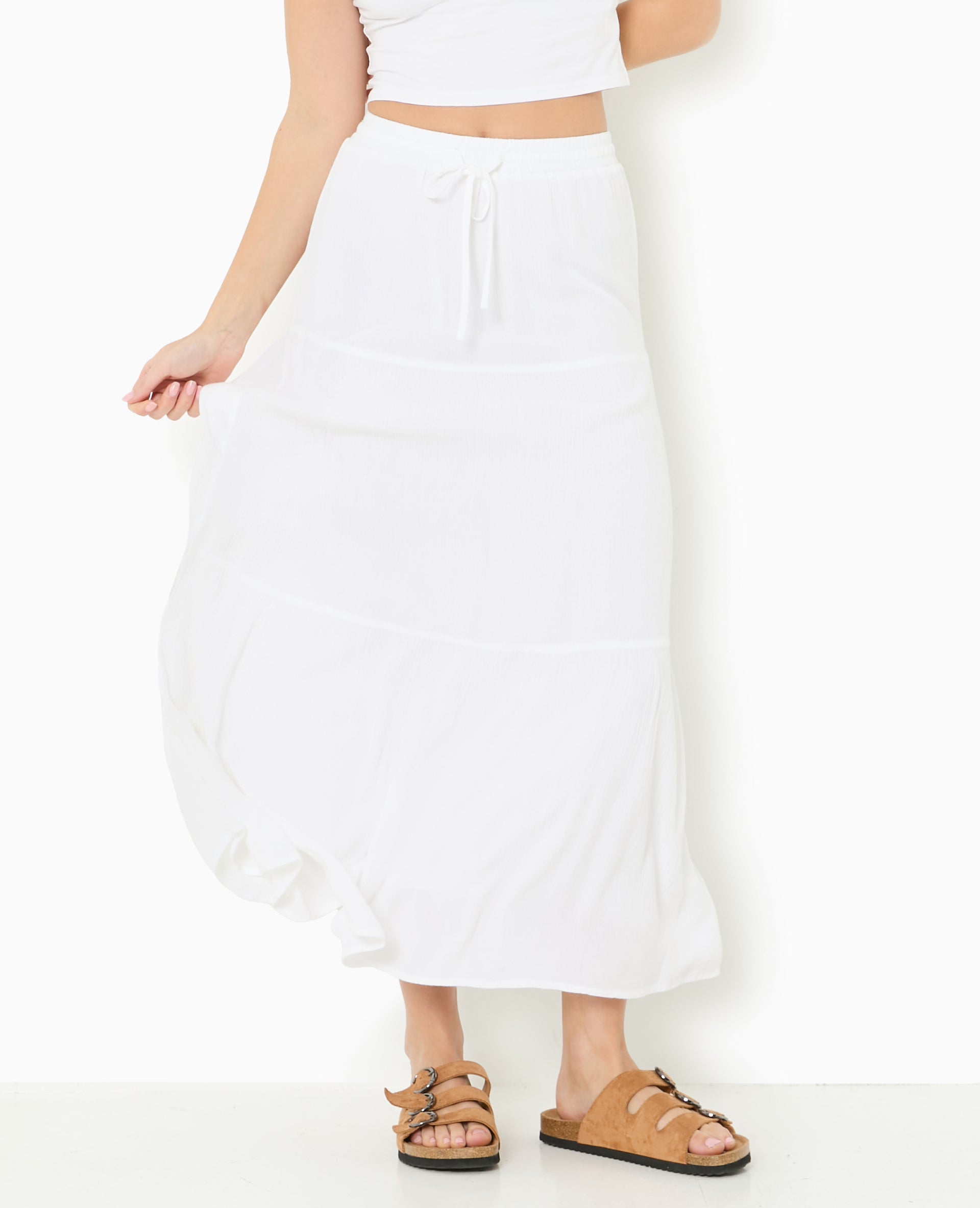 Jupon long à étages avec ceinture élastiquée