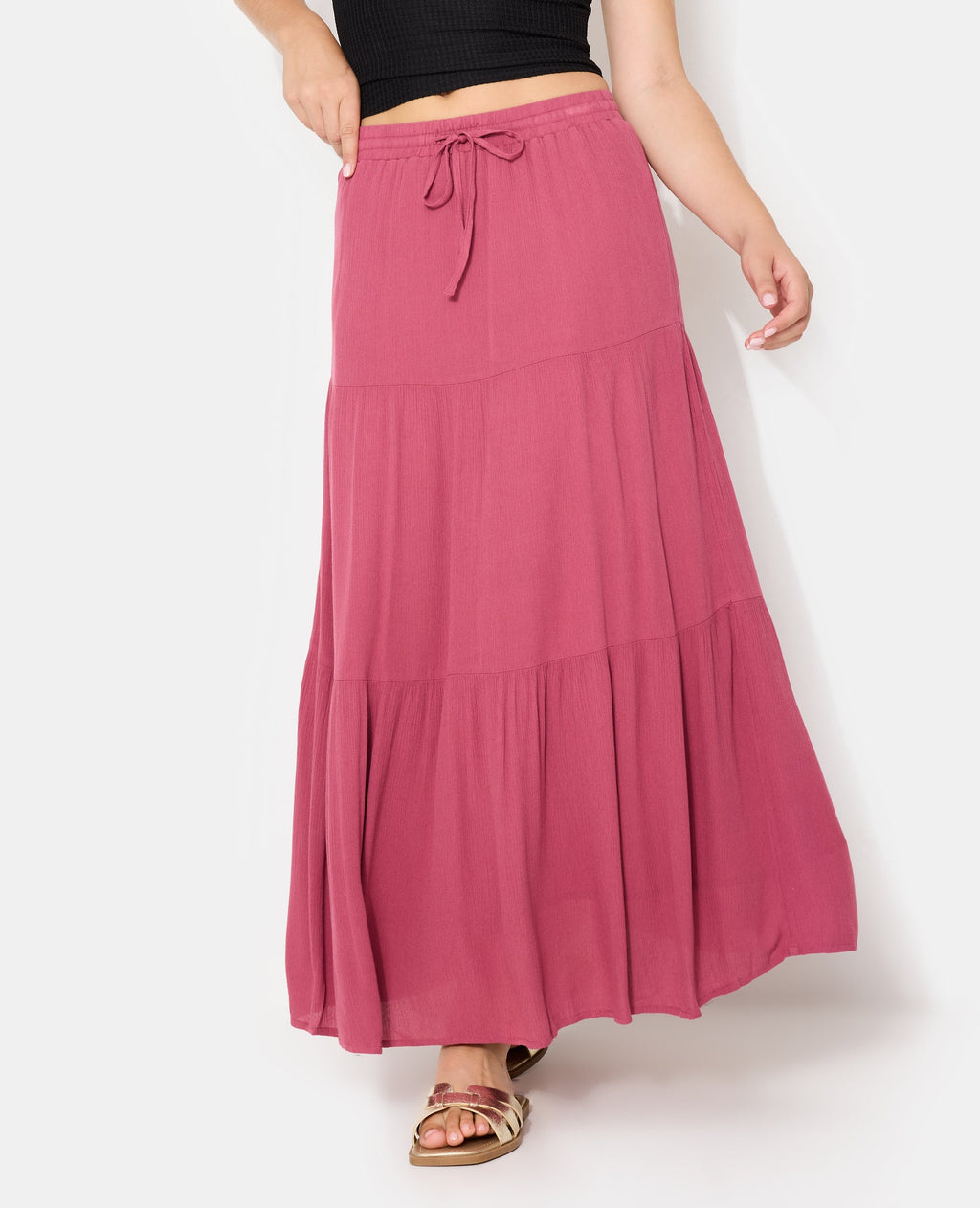 Jupon long à étages avec ceinture élastiquée