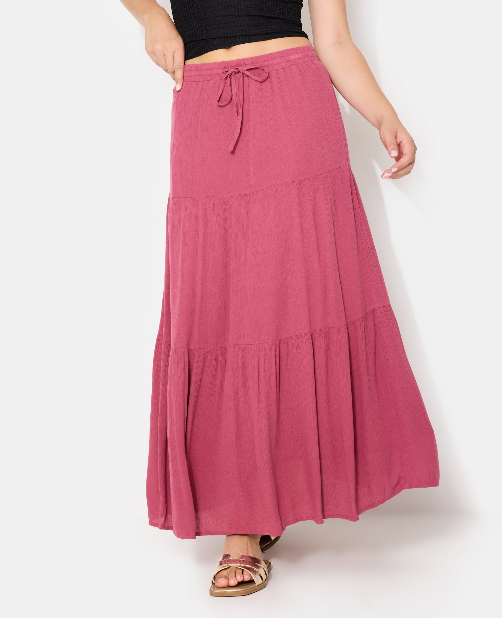 Jupon long à étages avec ceinture élastiquée