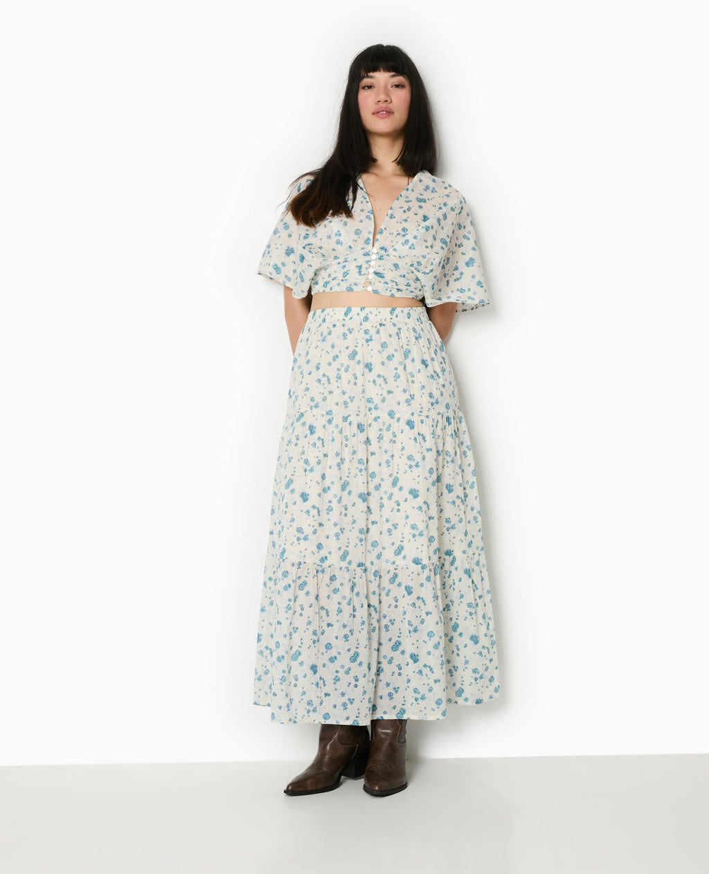 Jupe longue à étages motif fleurs