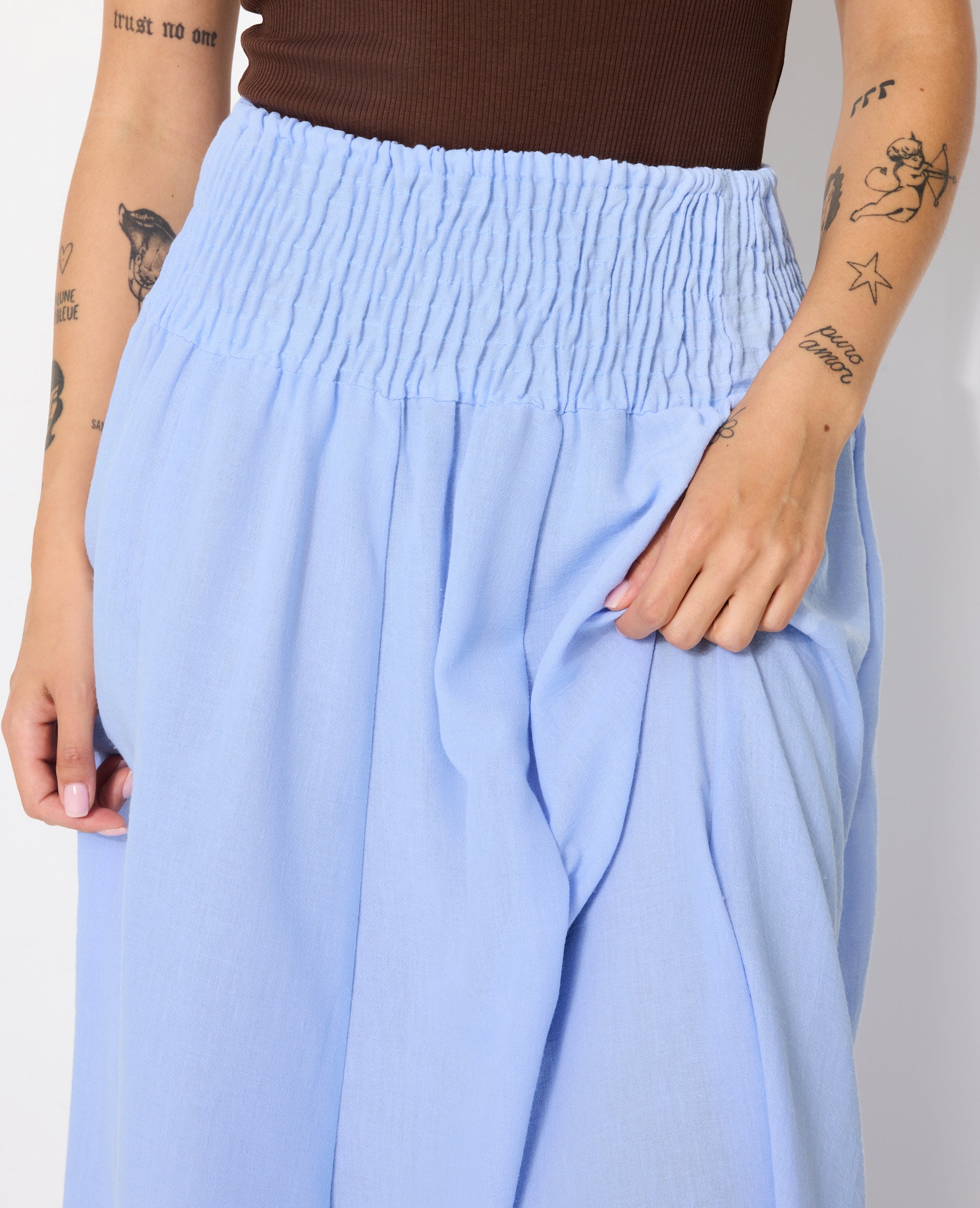 Jupe longue et évasée avec ceinture smock