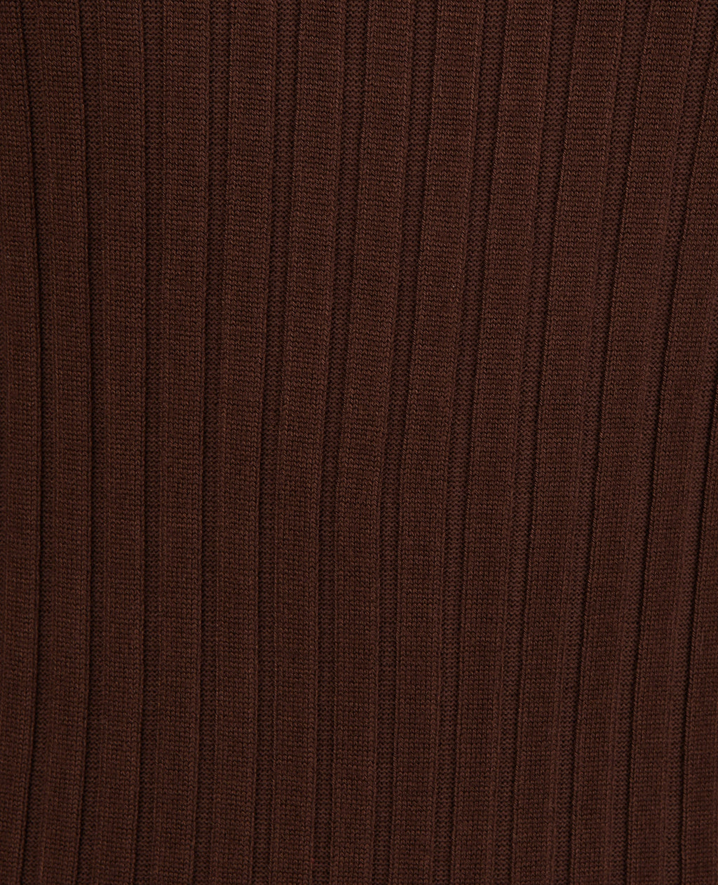 Robe longue moulante en maille côtelée