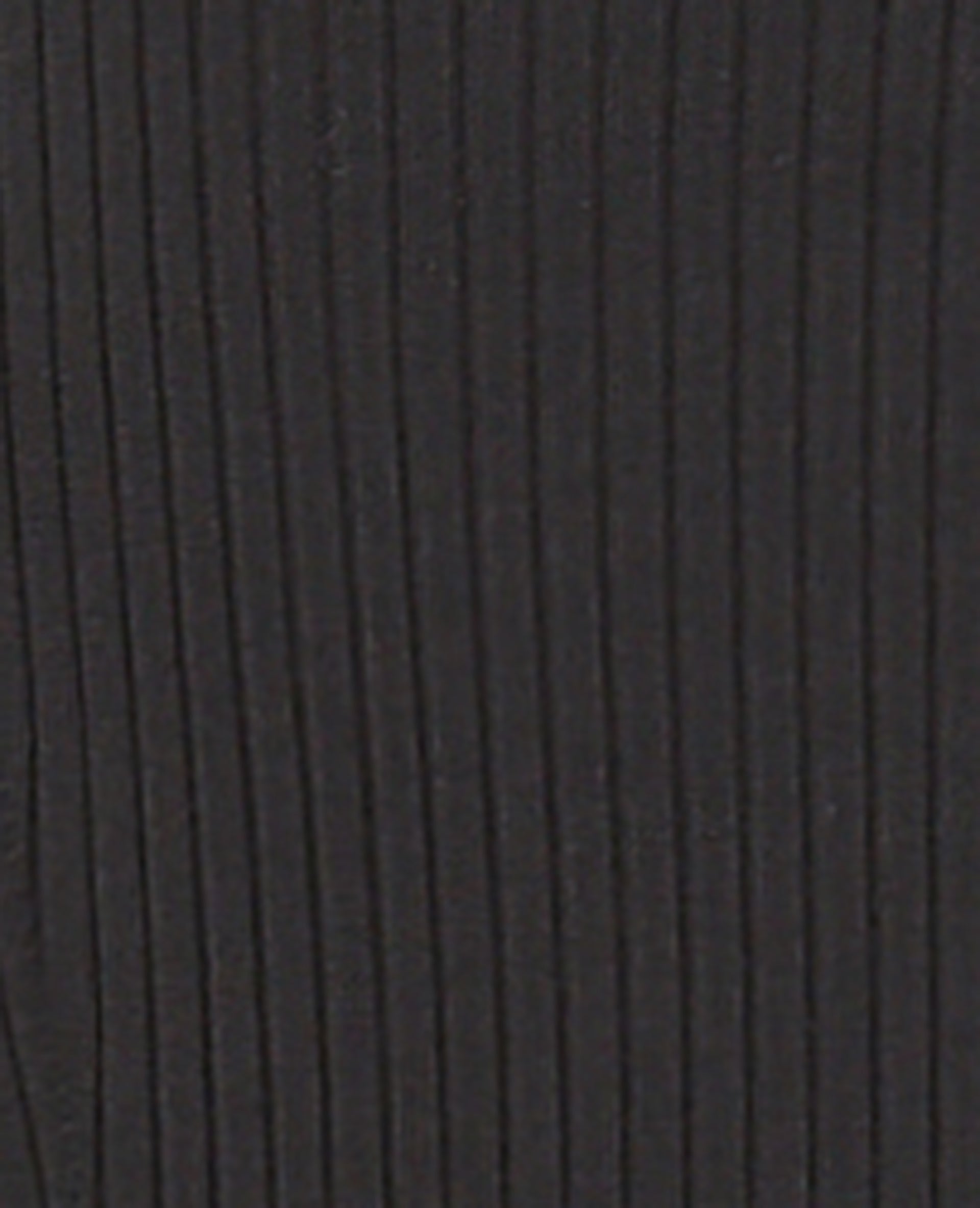 Robe longue en maille côtelée encolure carrée