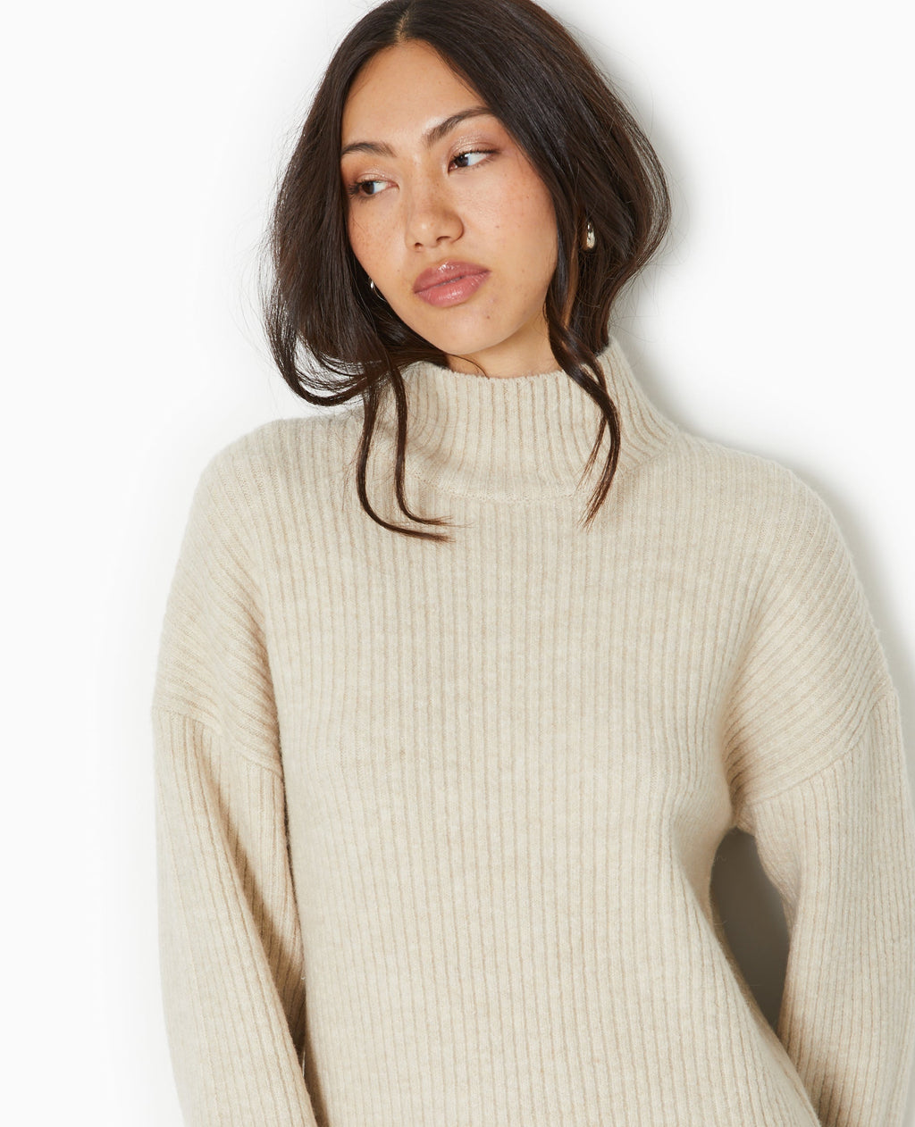 Robe courte en maille côtelée
