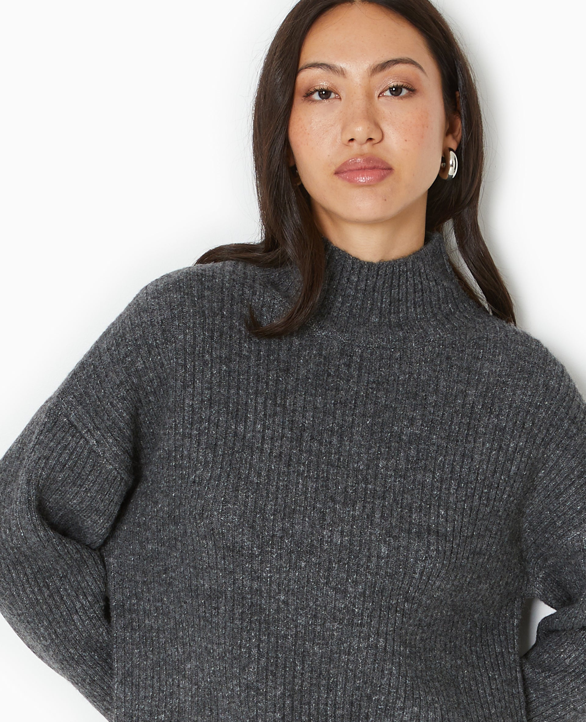 Robe courte en maille côtelée