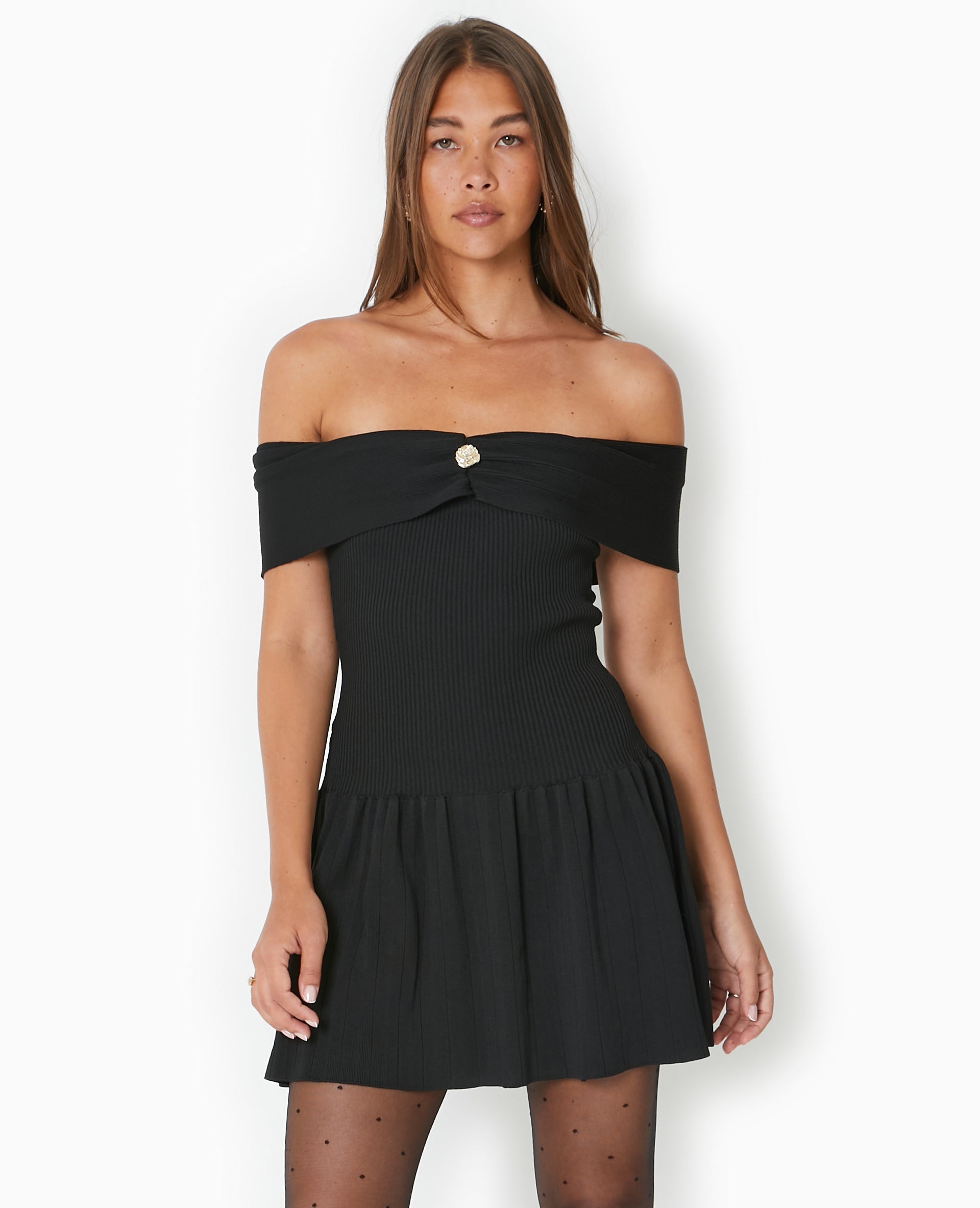 Robe courte patineuse en maille côtelée