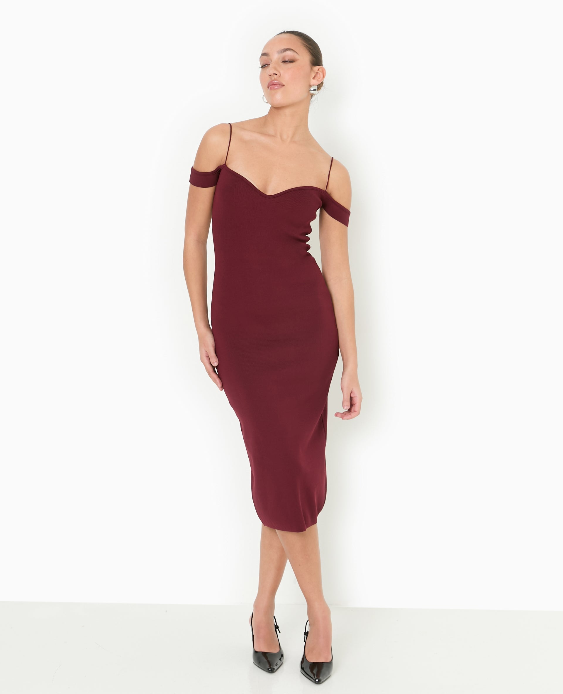 Robe en maille encolure Bardot