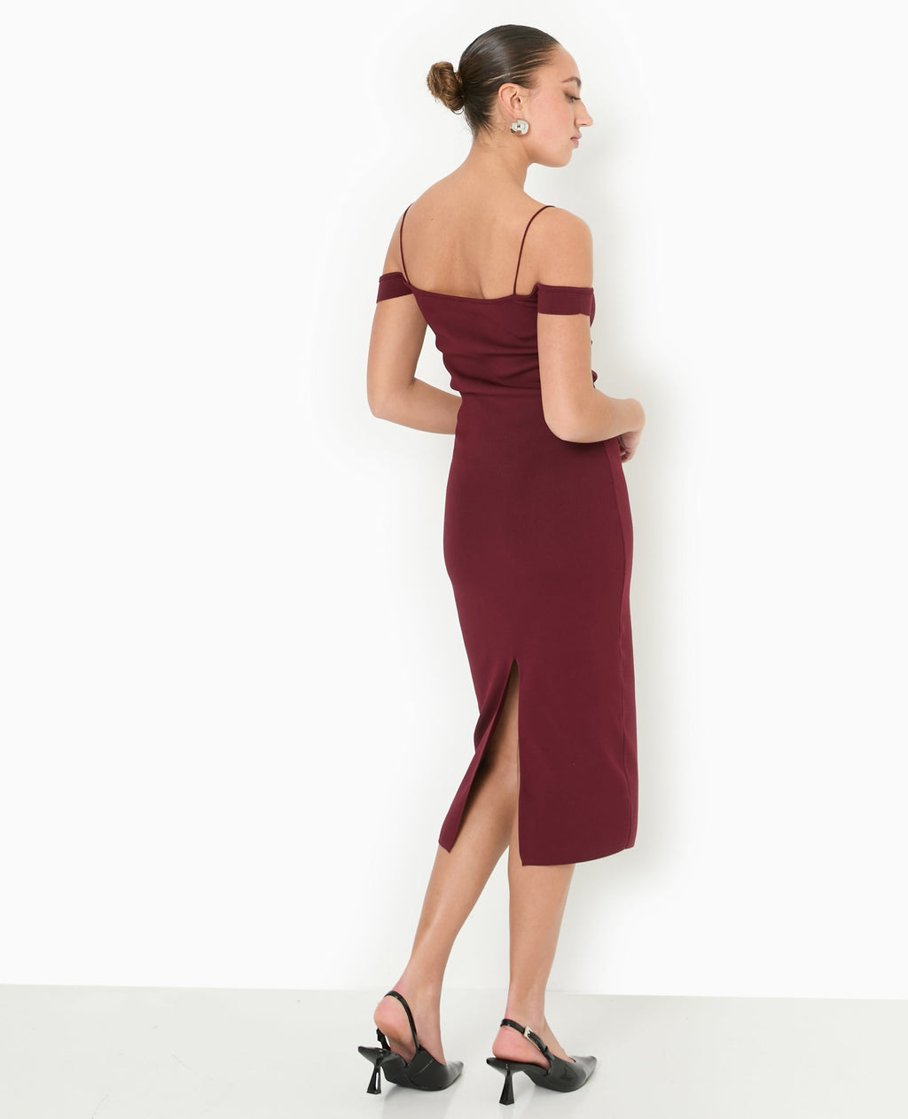 Robe en maille encolure Bardot