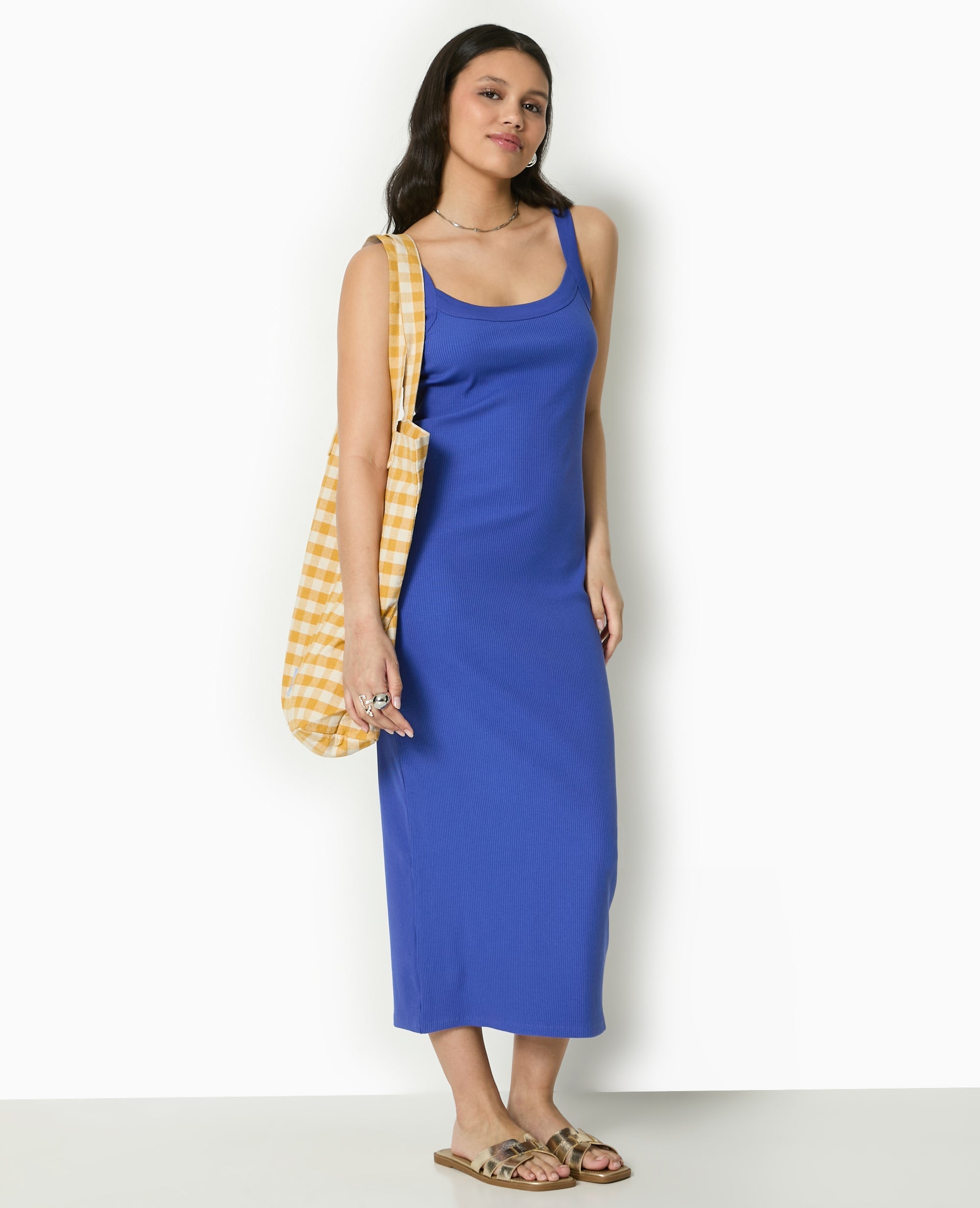 Robe longue et moulante en maille côtelée