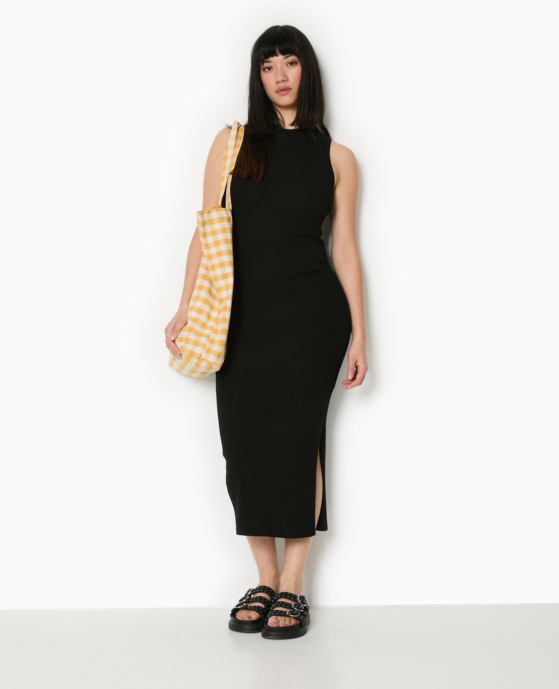 Robe longue et moulante en maille côtelée