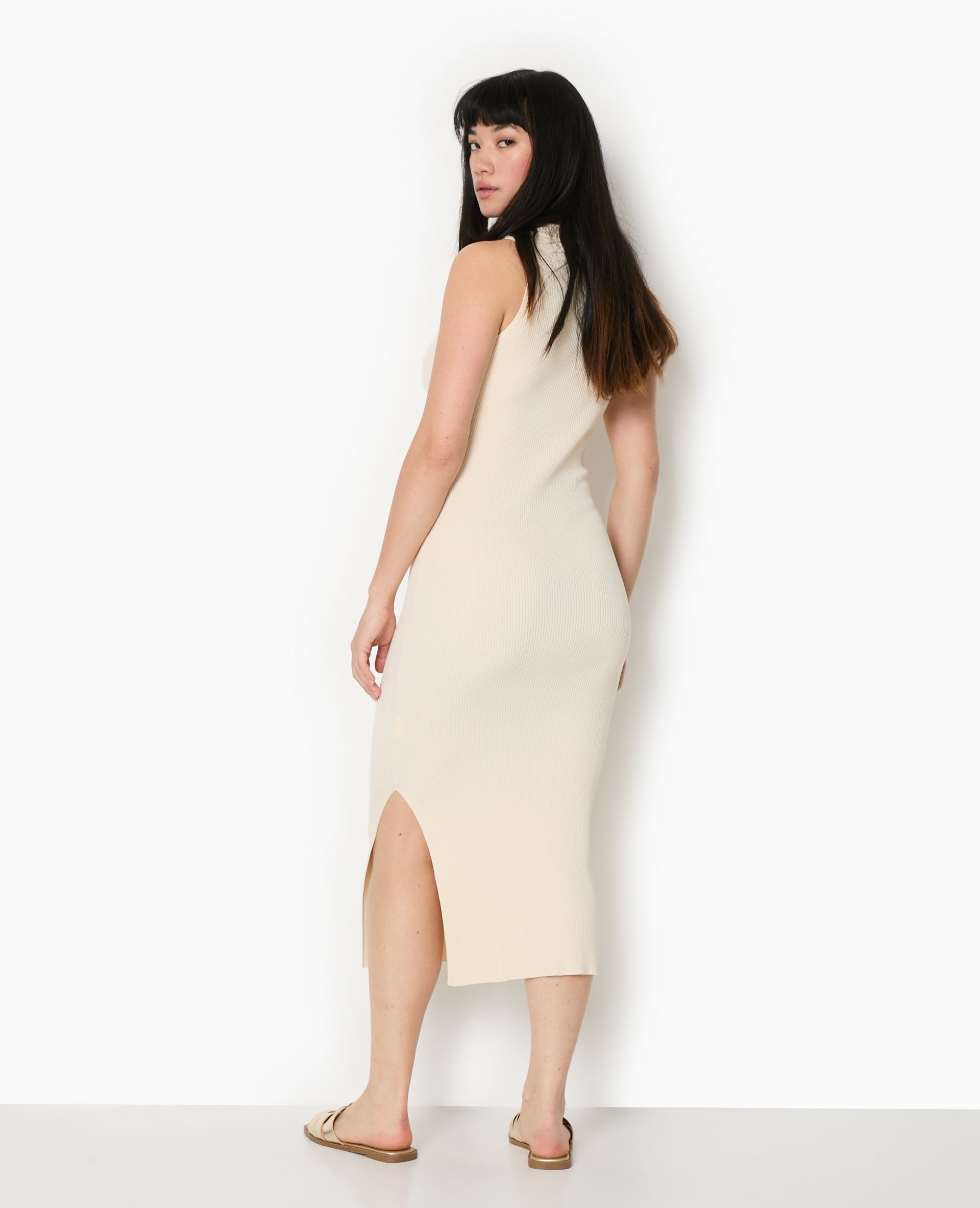 Robe longue et moulante en maille côtelée