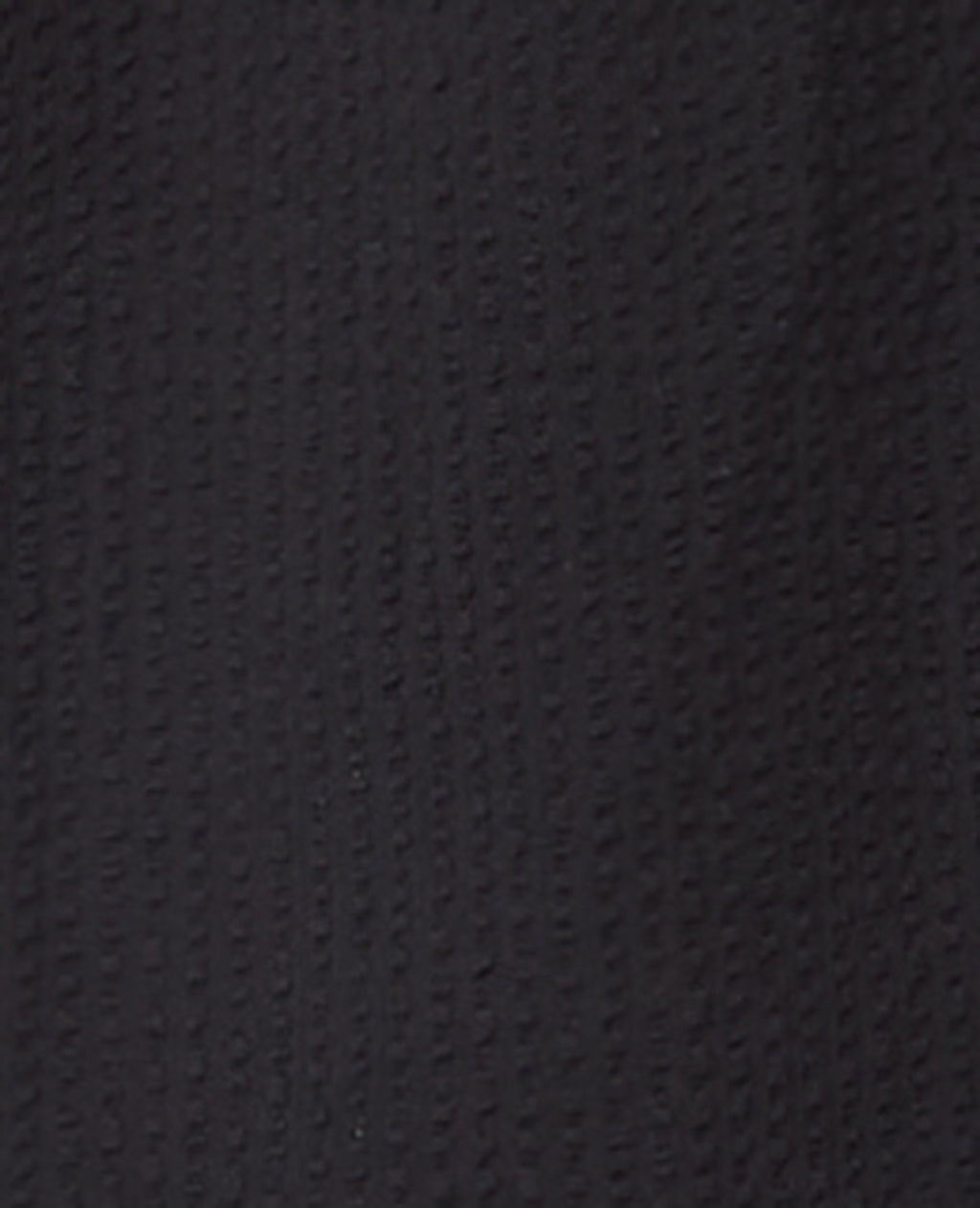 Robe courte en tissu gaufré avec dentelle