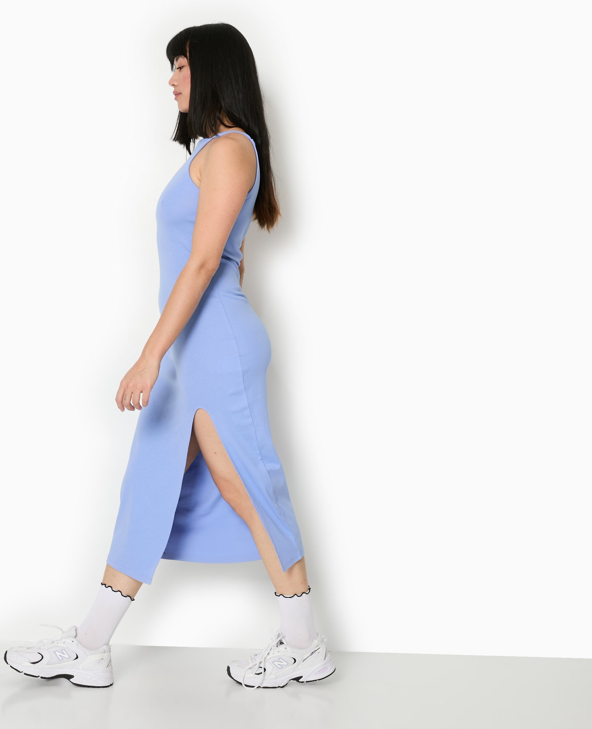 Robe longue à bretelles avec fente