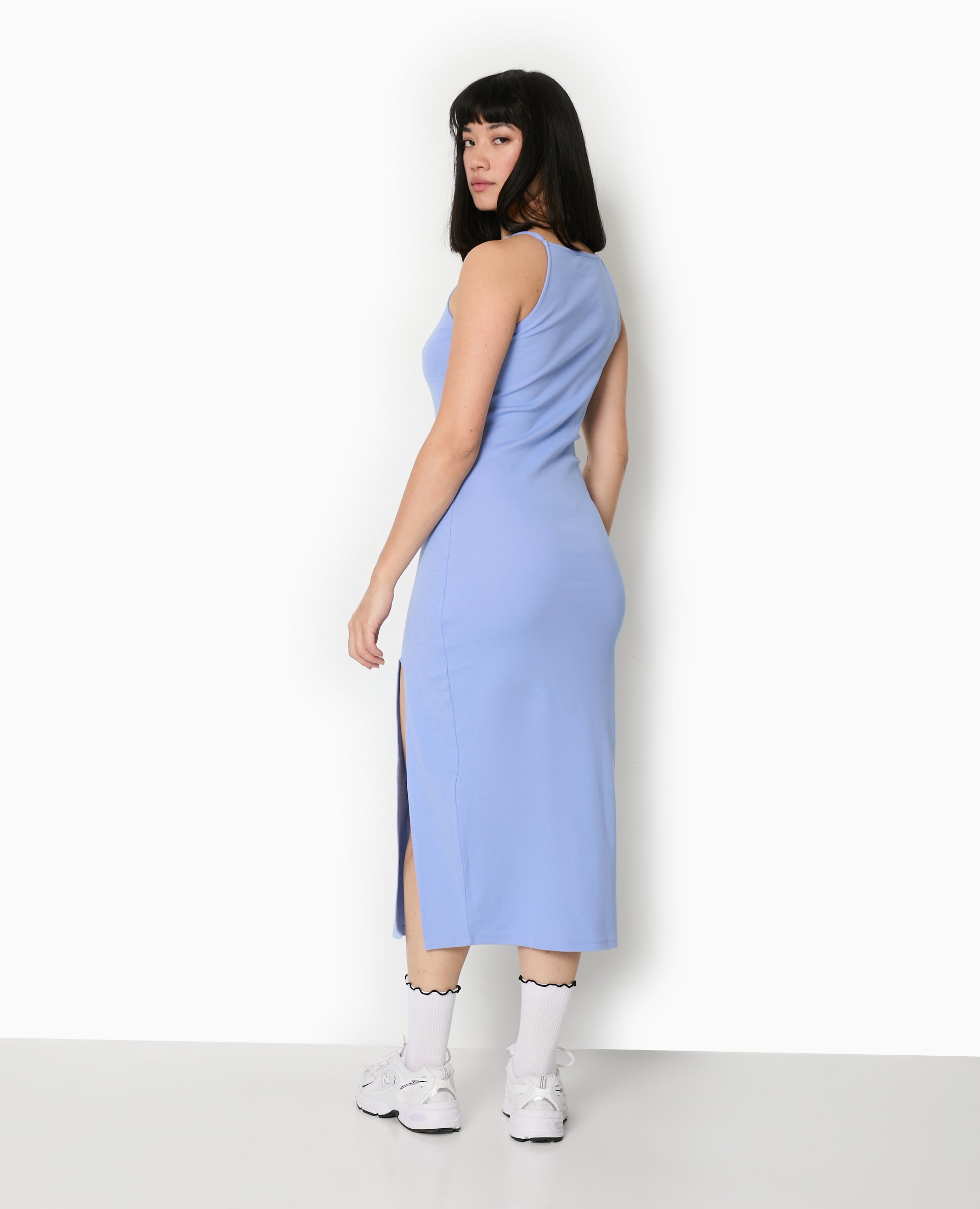Robe longue à bretelles avec fente