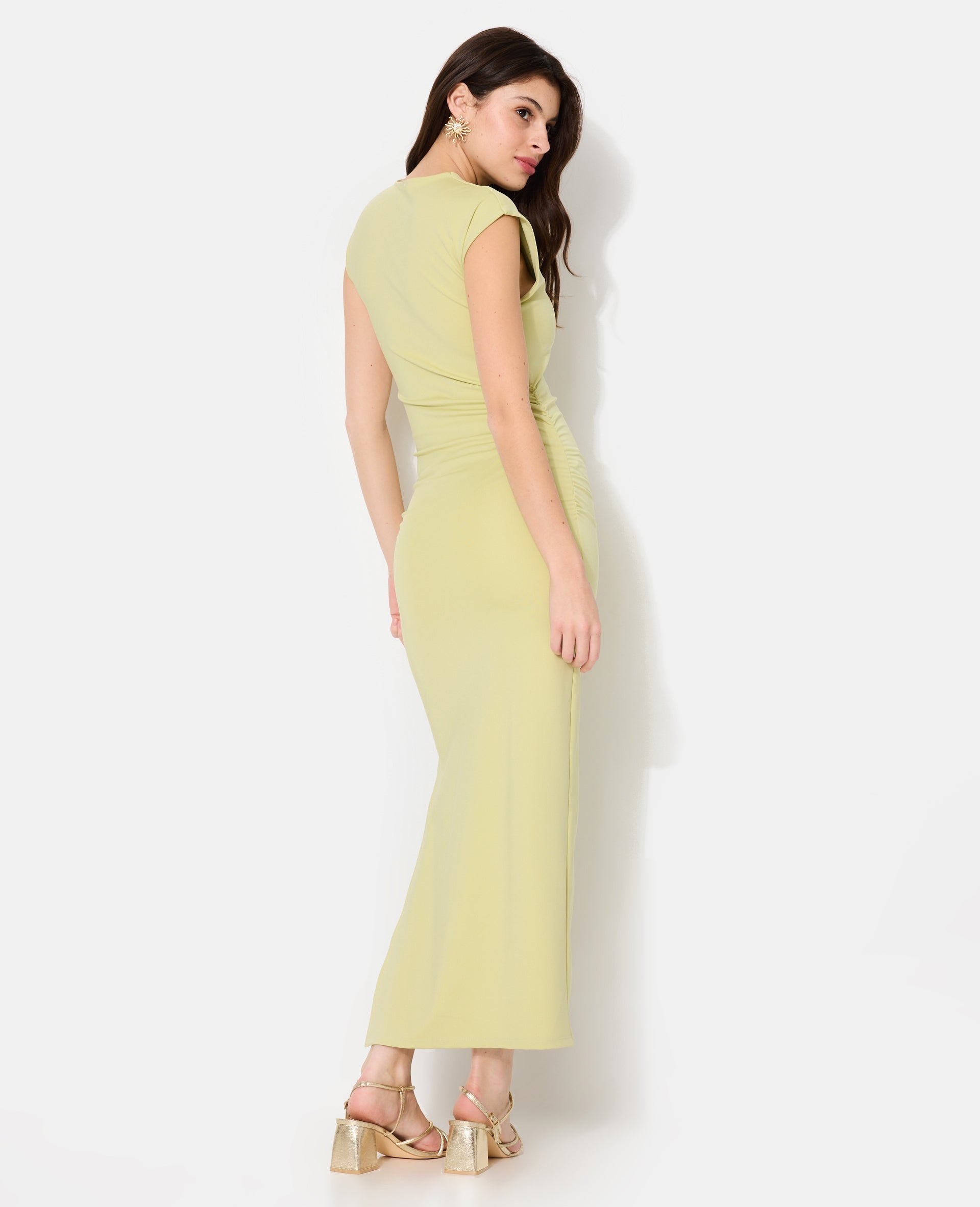 Robe longue sans manches avec fronces