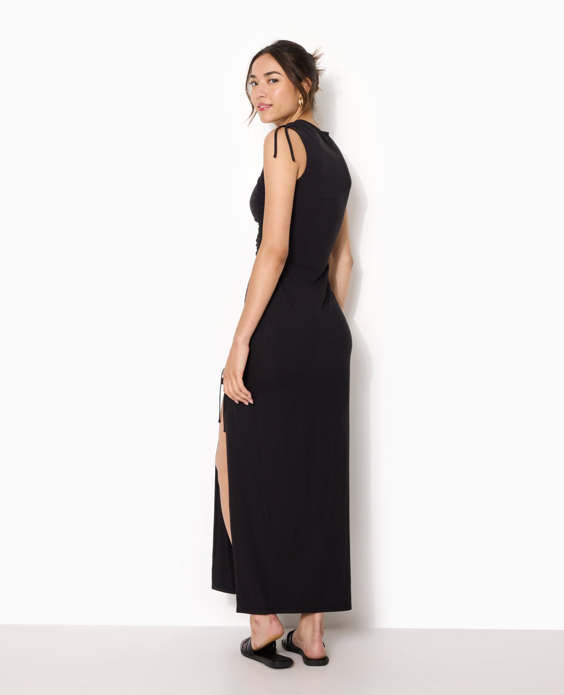 Robe longue avec liens coulissés et fronces