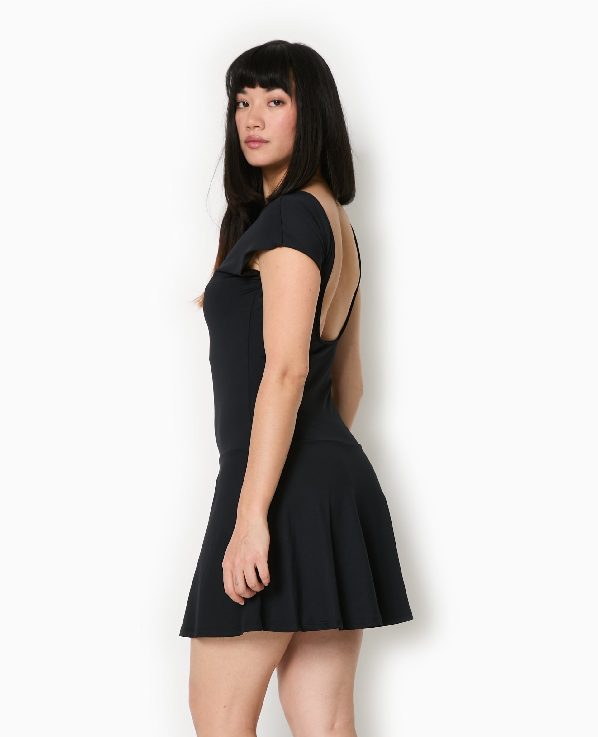 Robe patineuse avec dos nu