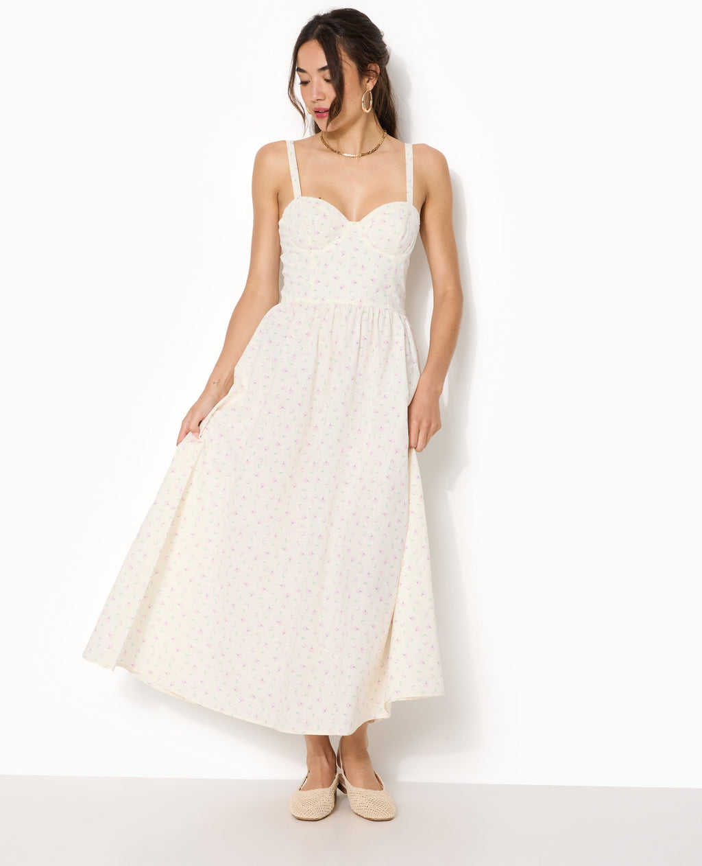 Robe longue encolure balconnet motif fleurs