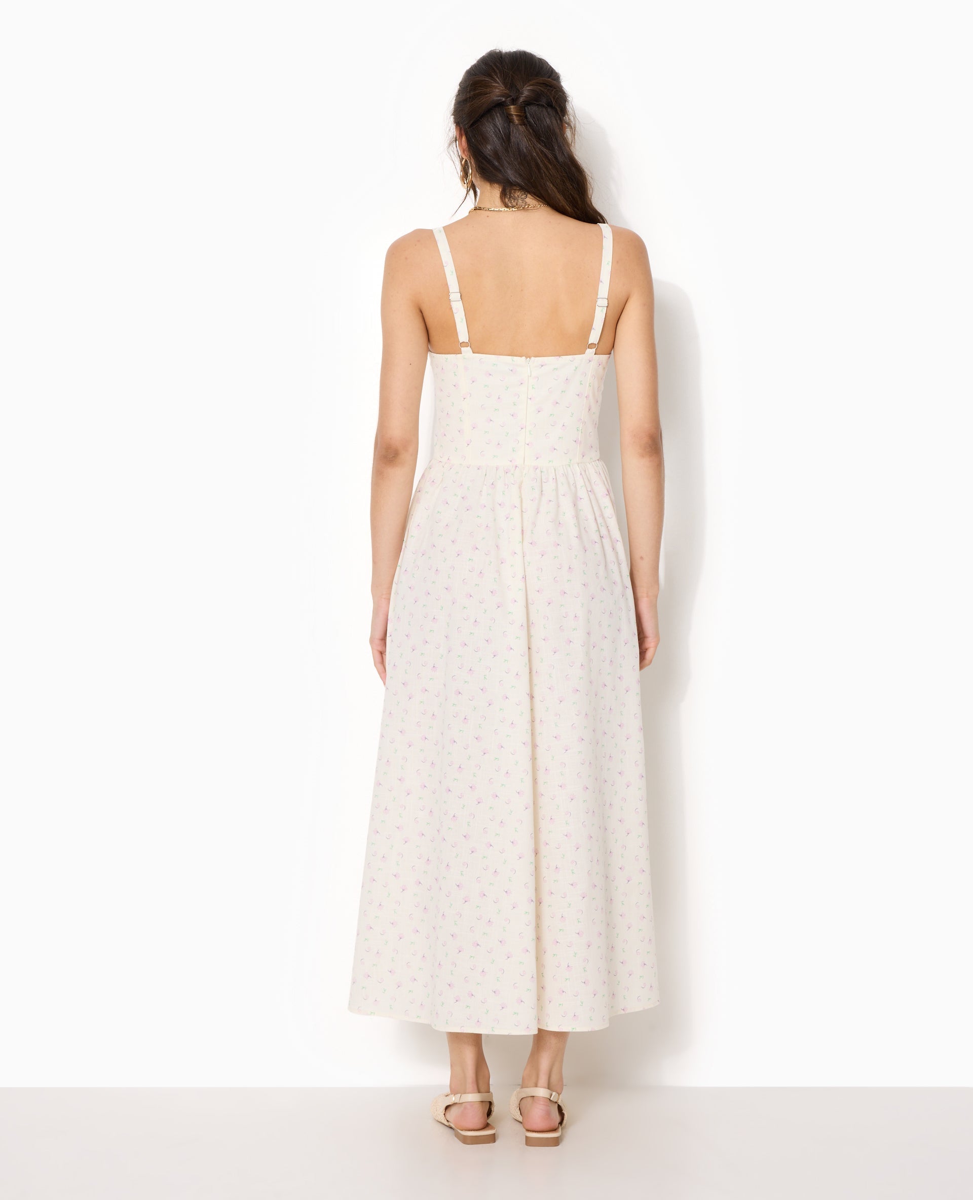Robe longue encolure balconnet motif fleurs