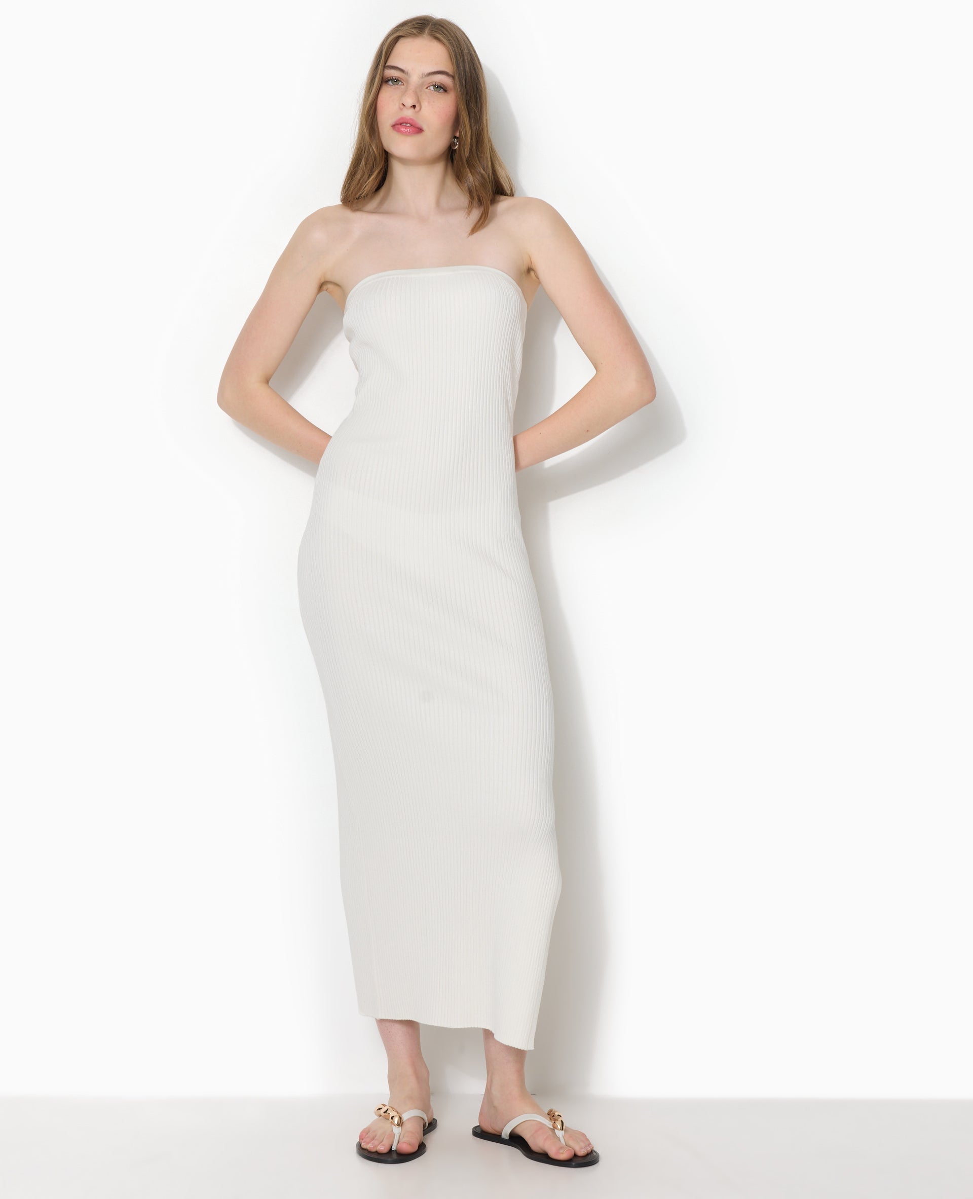 Robe longue bustier en maille côtelée