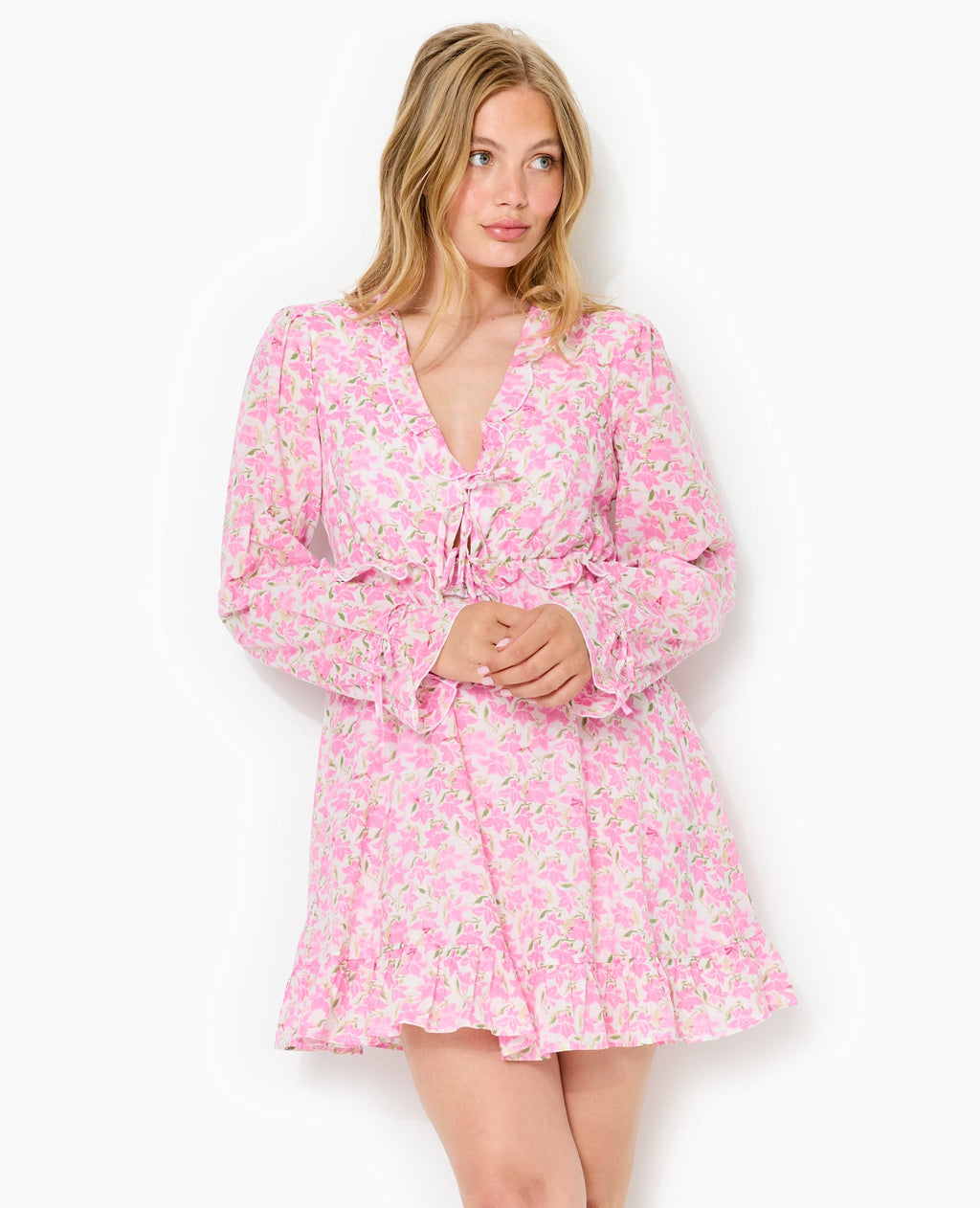 Robe courte avec volants motif fleurs