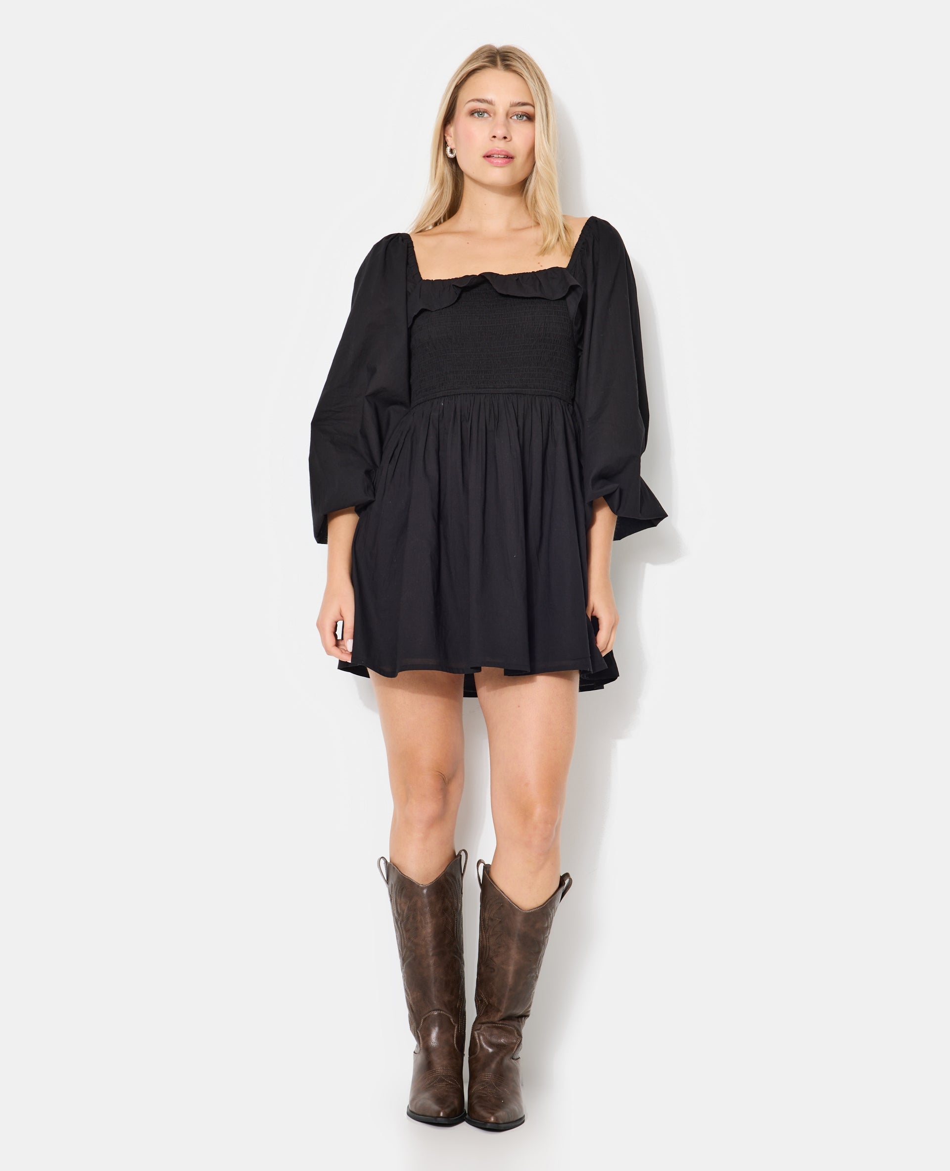 Robe courte en popeline avec manches ballons