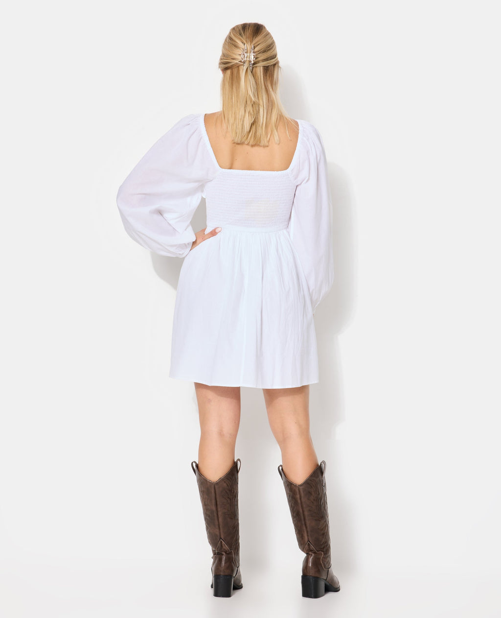 Robe courte en popeline avec manches ballons