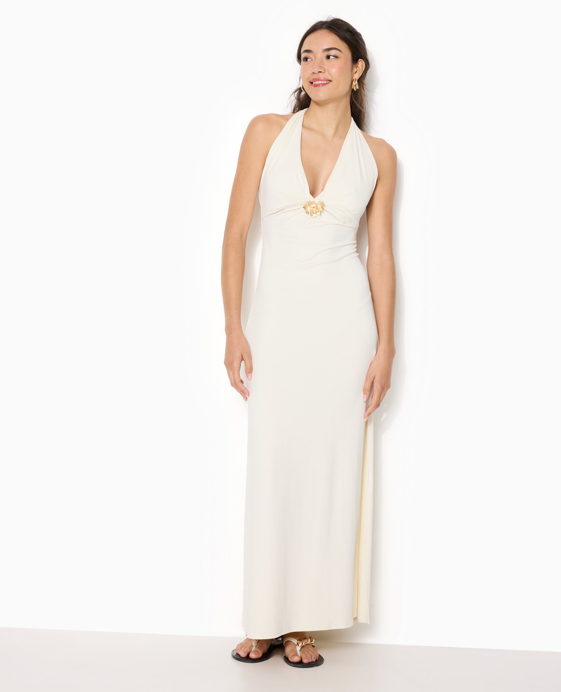 Robe longue dos-nu avec déco bijou fleur