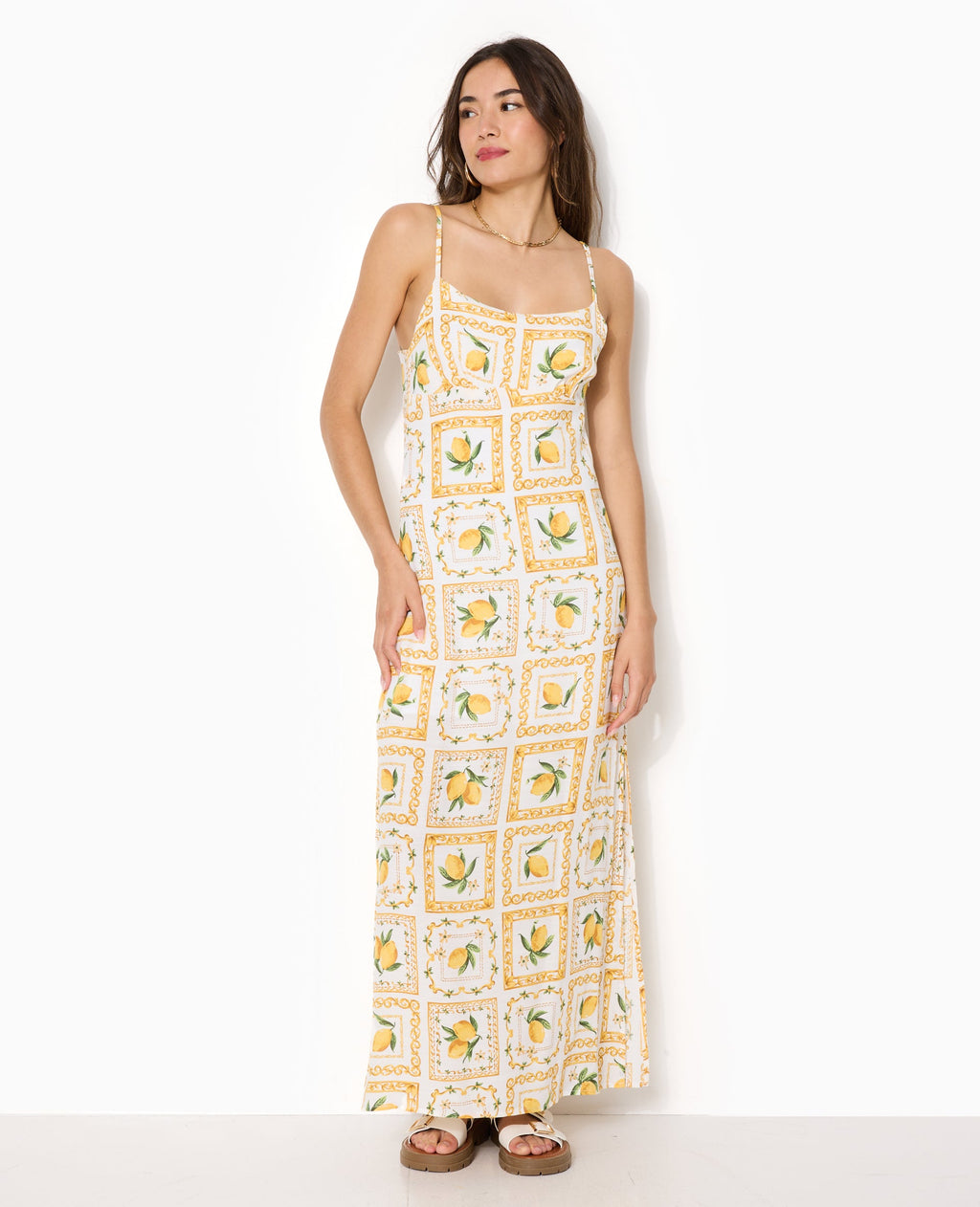 Robe longue encolure empire motif citrons