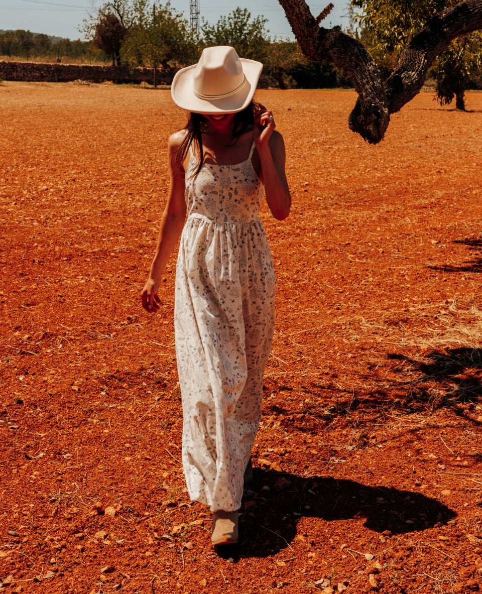 Robe longue à bretelles motif cachemire