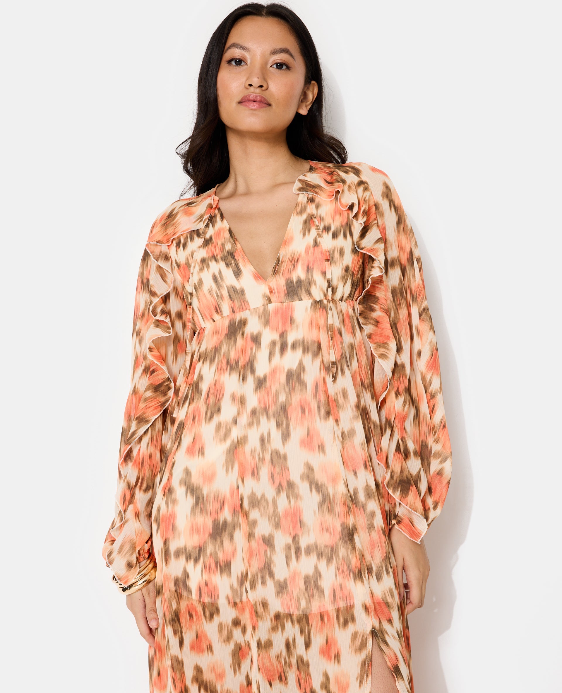 Robe longue en voile avec volants motif fleurs floues