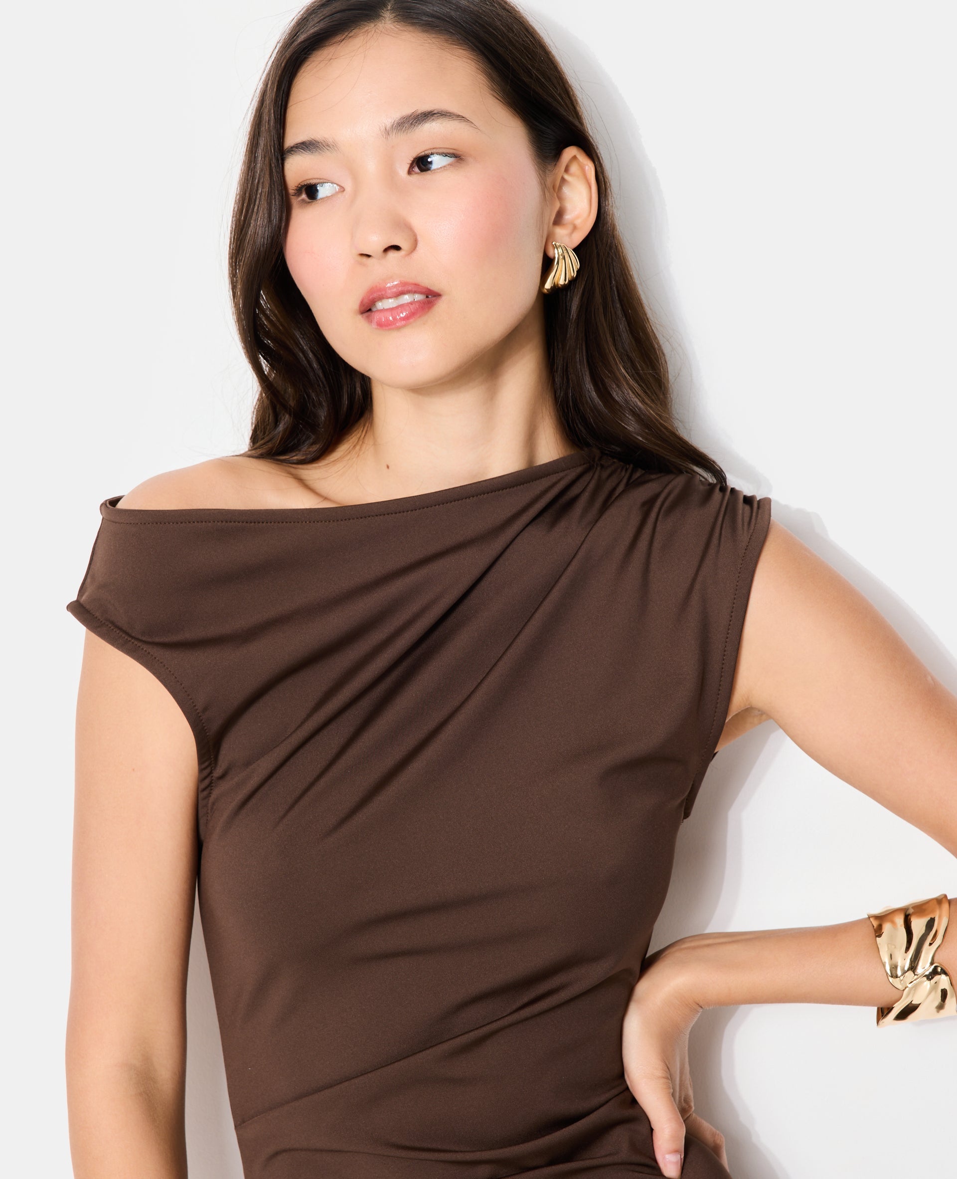 Robe longue en maille stretch avec fronces