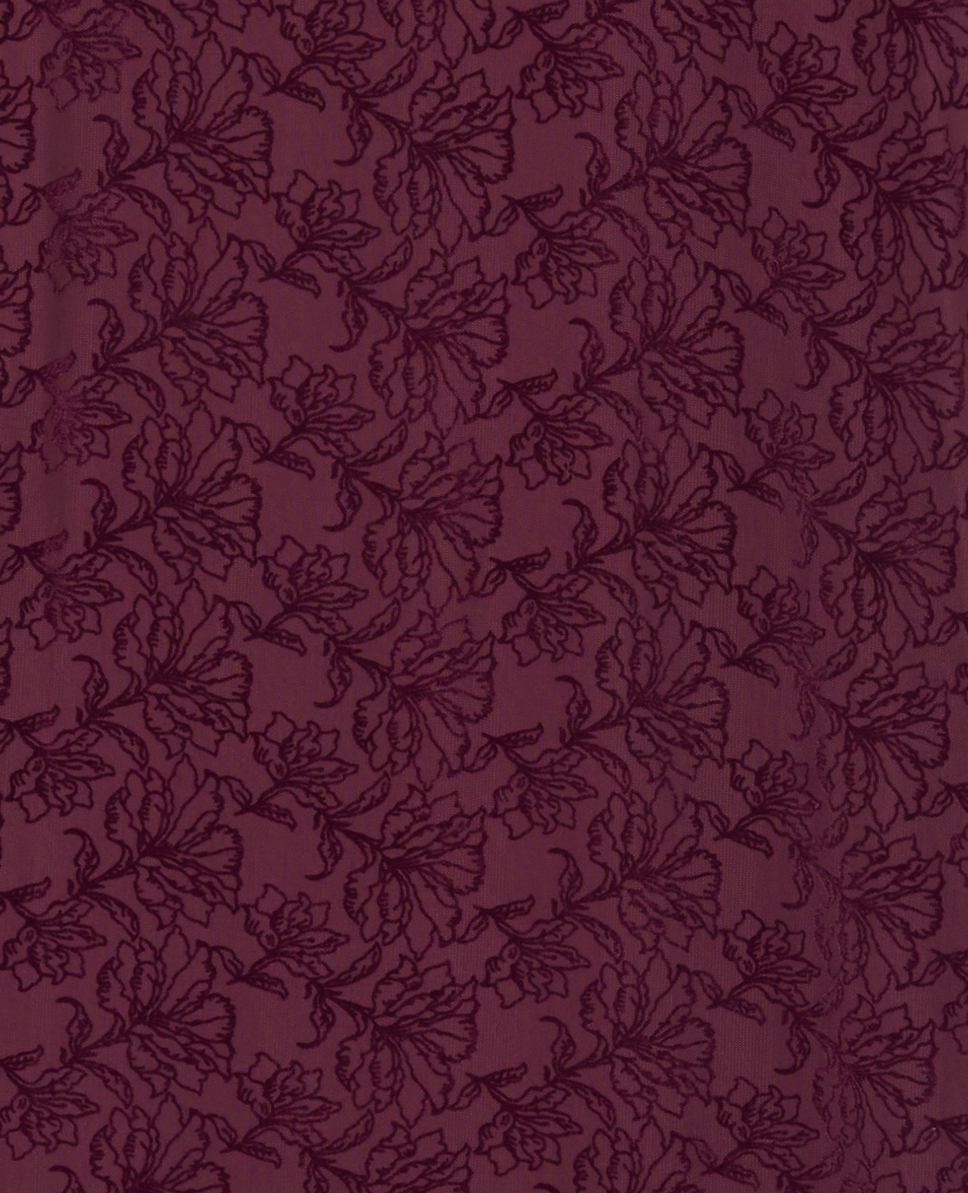 Robe longue en résille avec motifs fleurs en velours