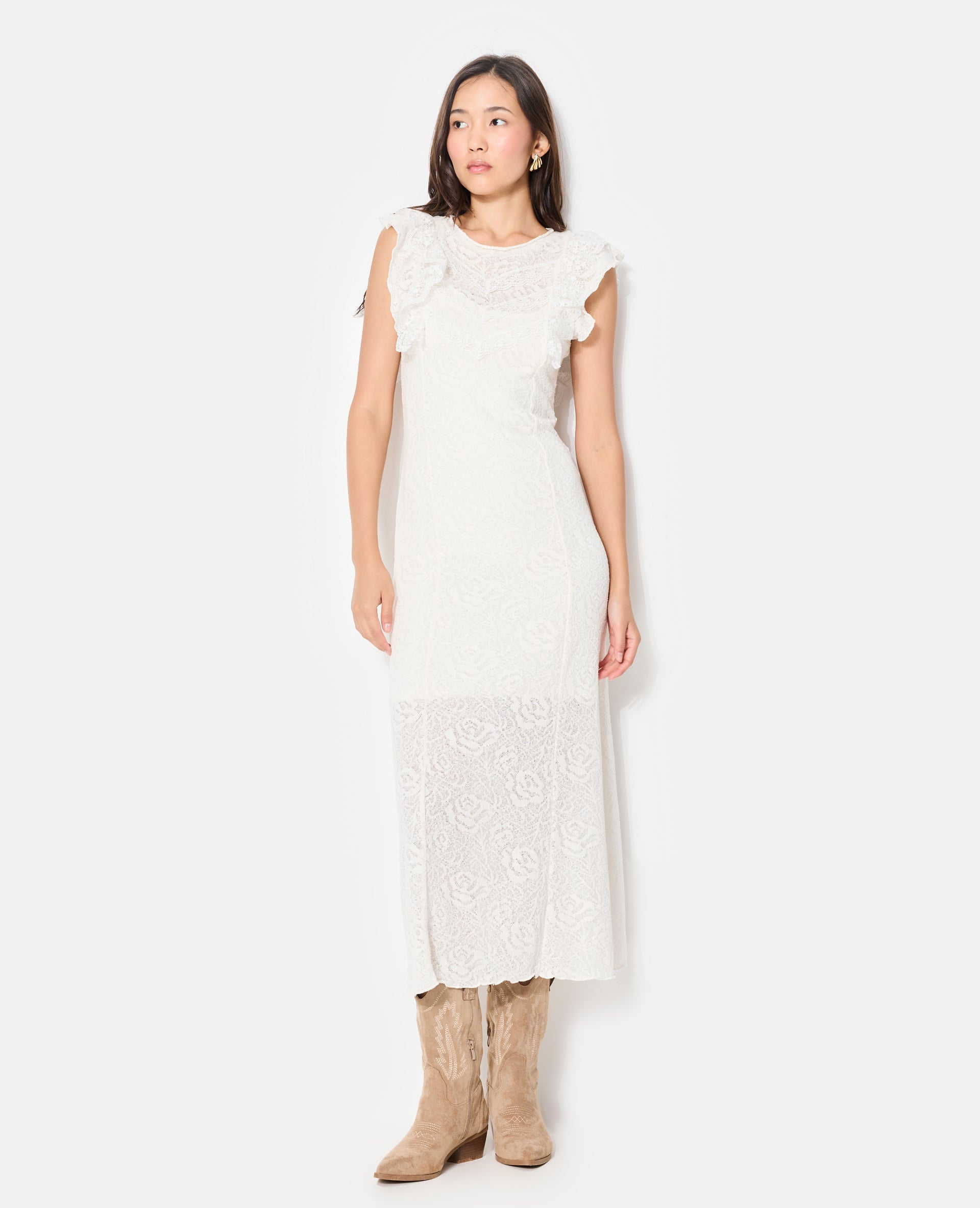 Robe longue en maille ajourée avec dentelle