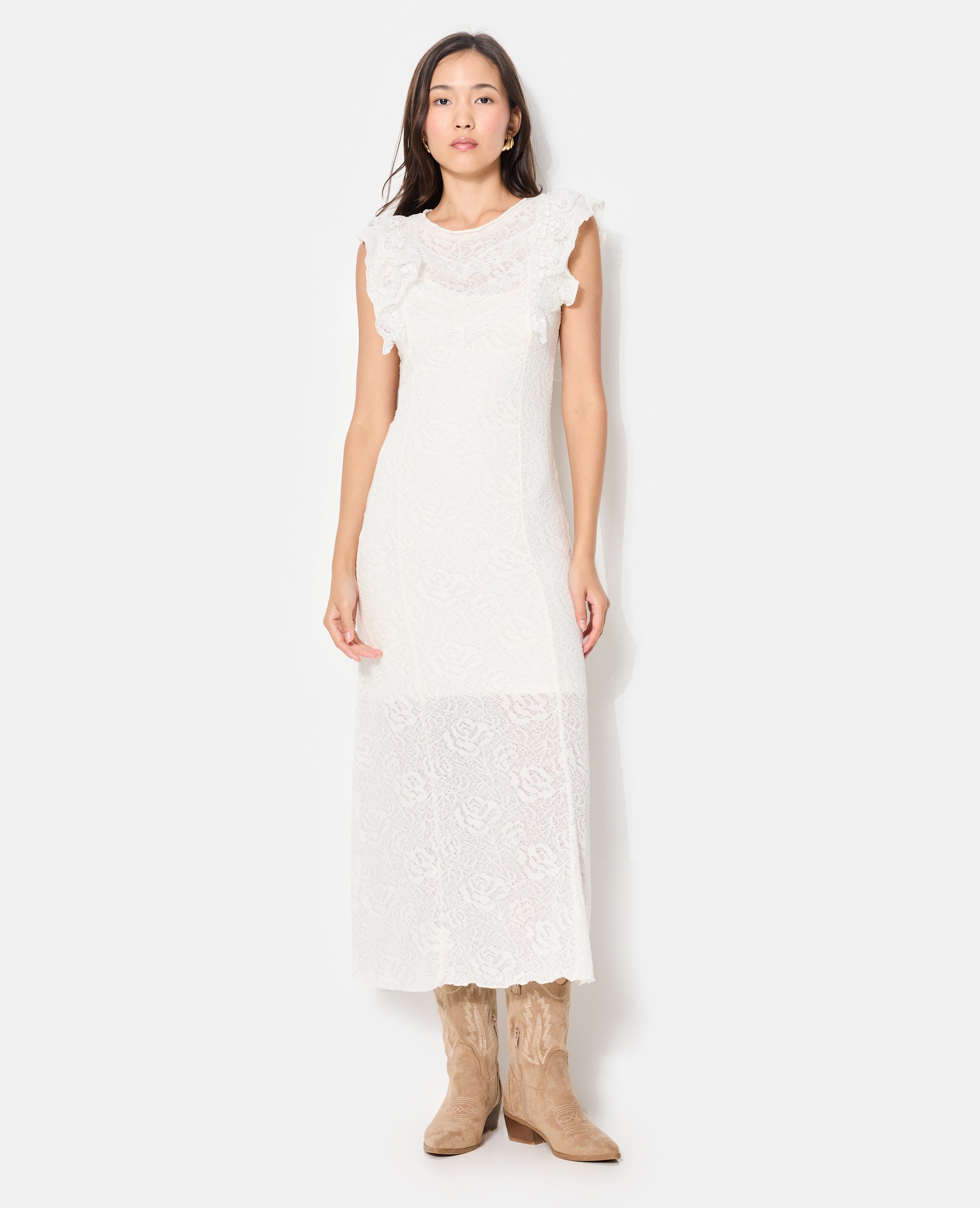 Robe longue en maille ajourée avec dentelle