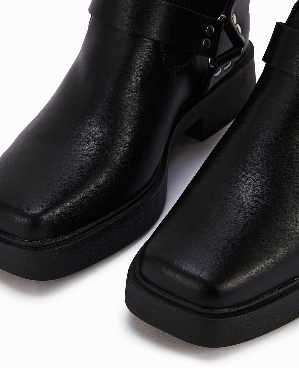 Boots bi-matière bouts carrés