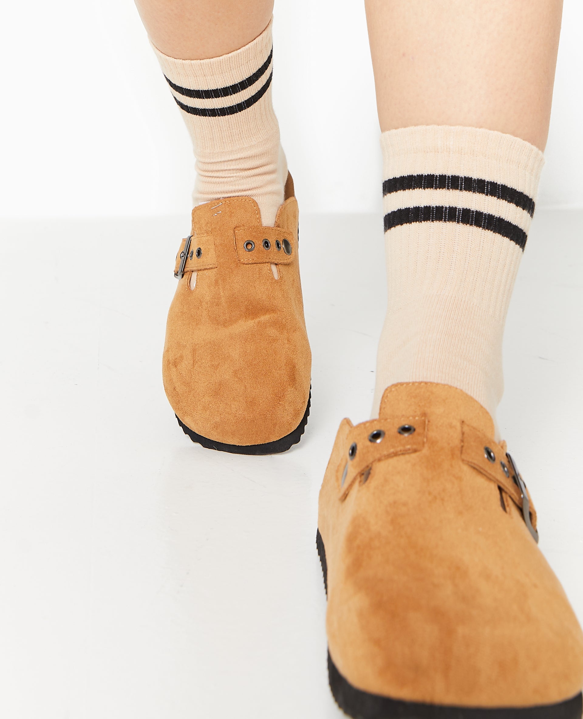 Paire de chaussettes avec bandes