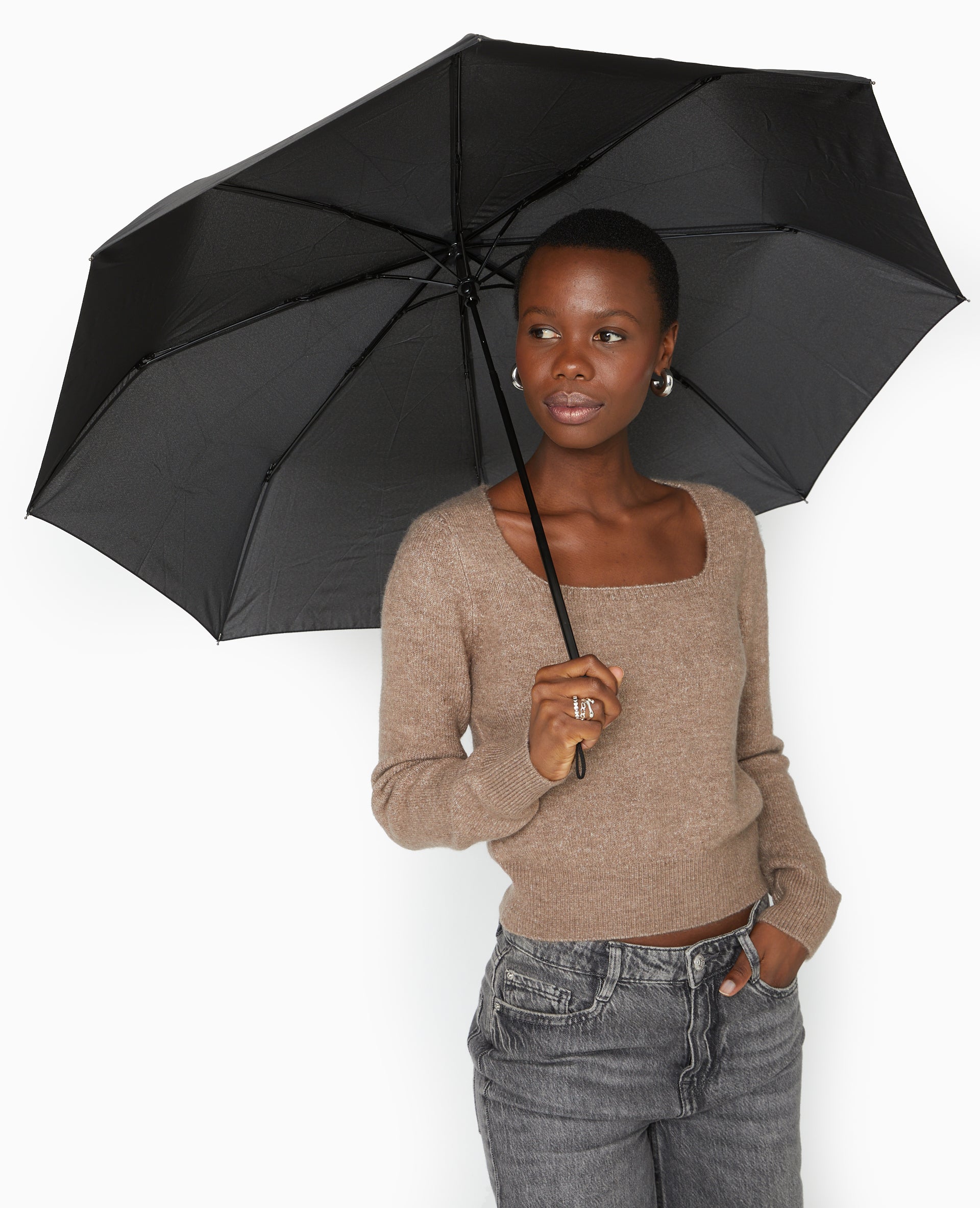 Parapluie rétractable avec housse