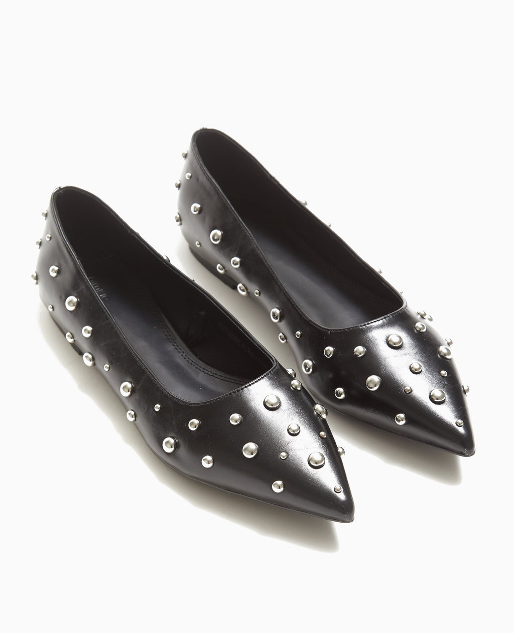 Ballerines pointues avec clous