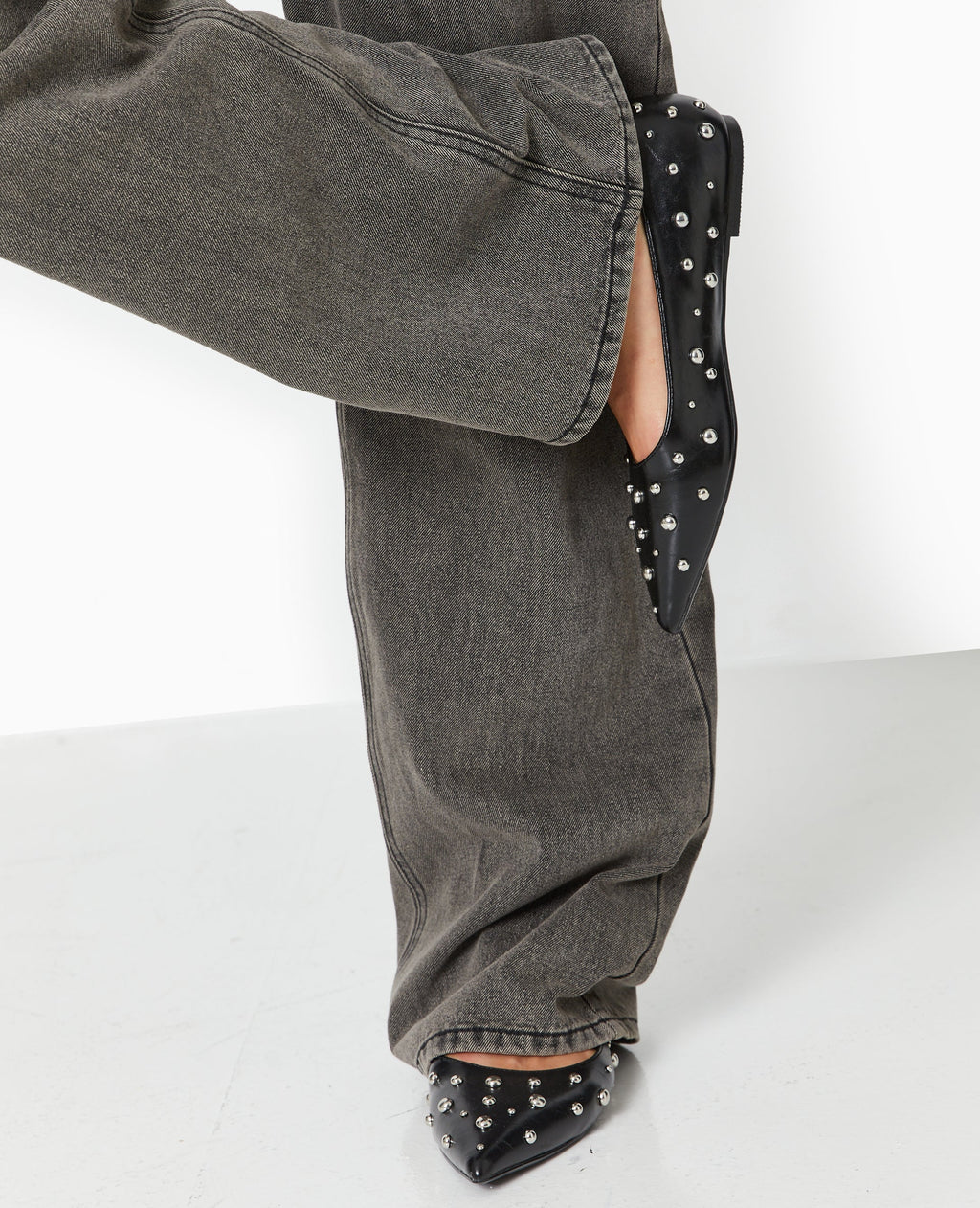 Ballerines pointues avec clous